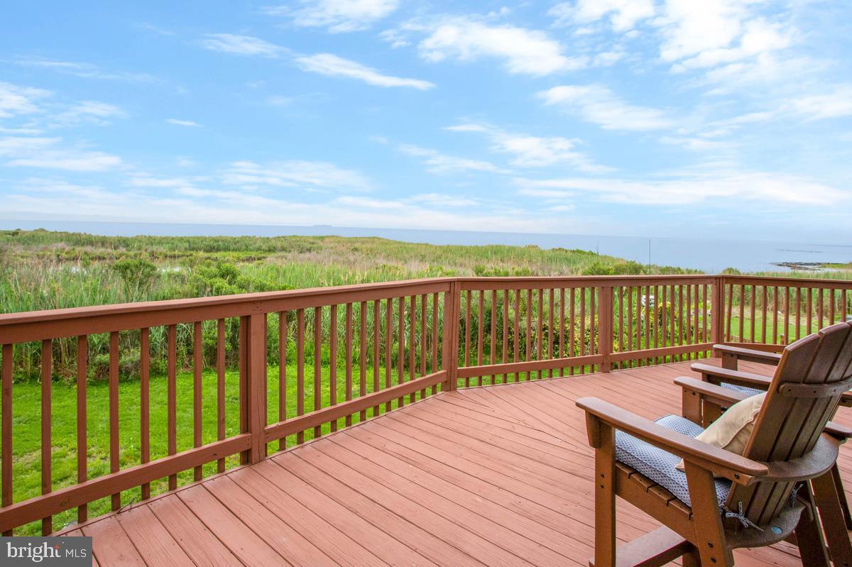 COLUMBIA BEACH - Residential