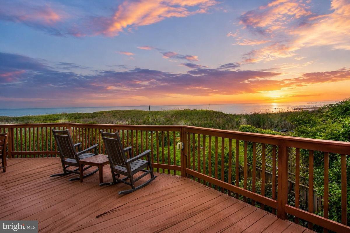 COLUMBIA BEACH - Residential