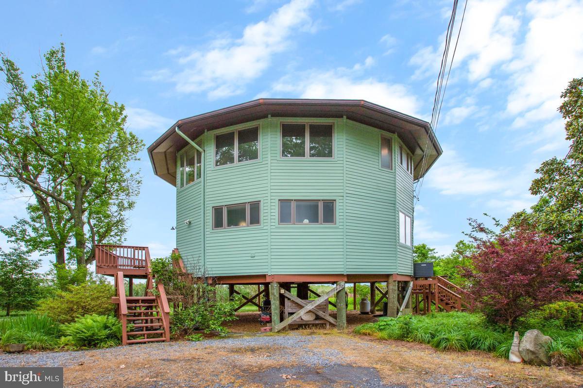 COLUMBIA BEACH - Residential