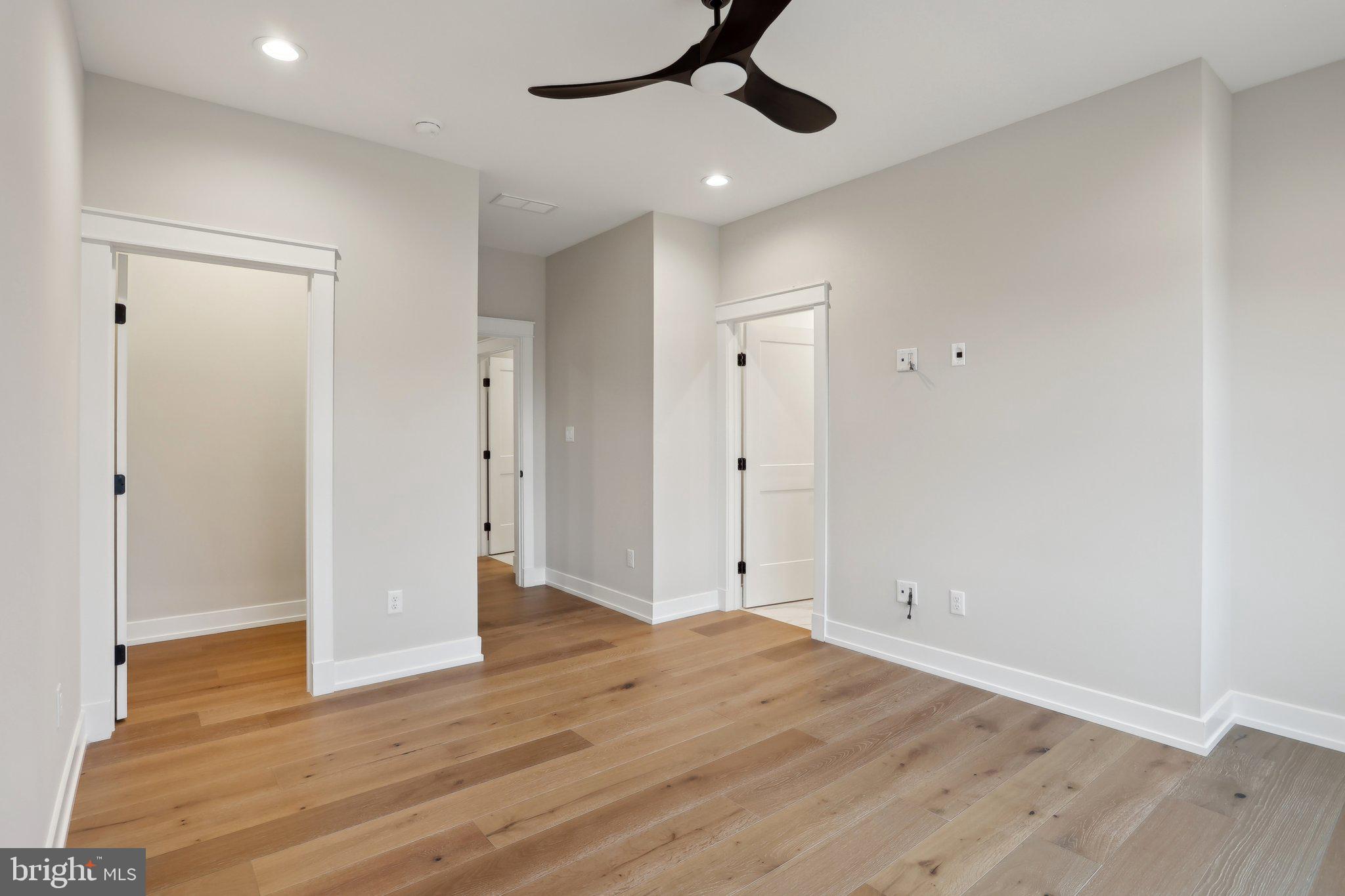GARNET POINTE - Residential