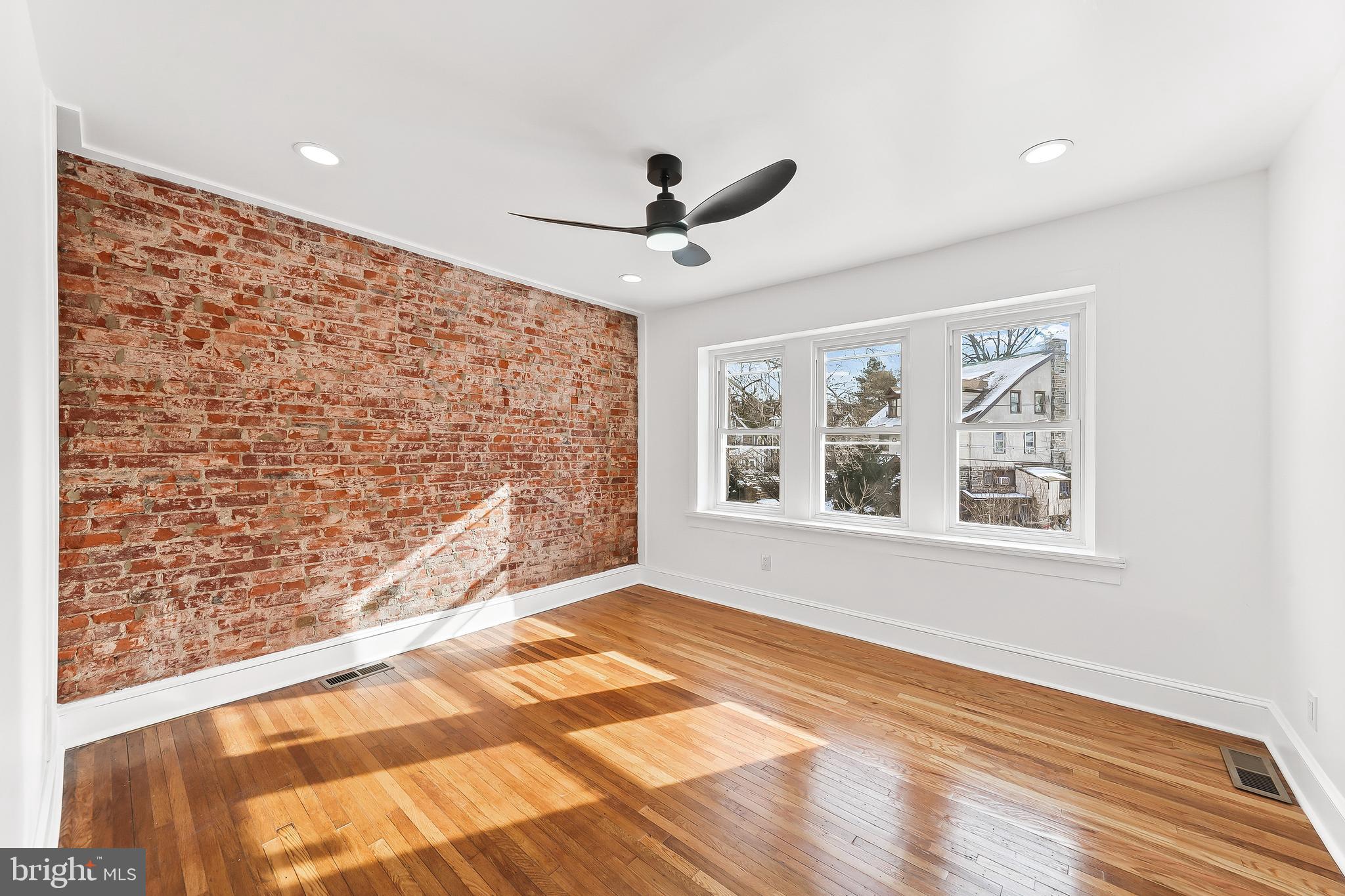OVERBROOK - Residential