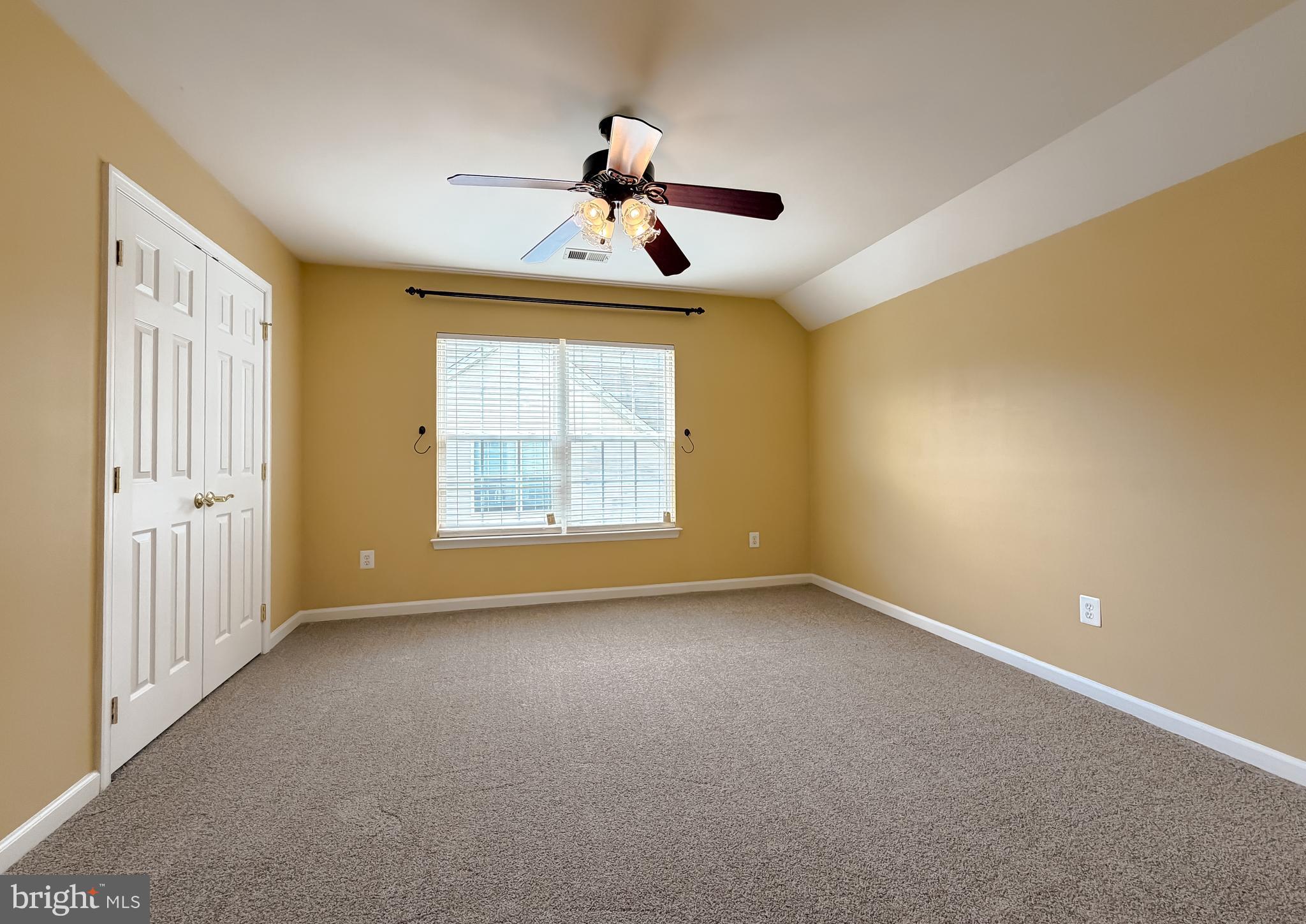 DAHLIA PARK OF WILDEWOOD - Residential