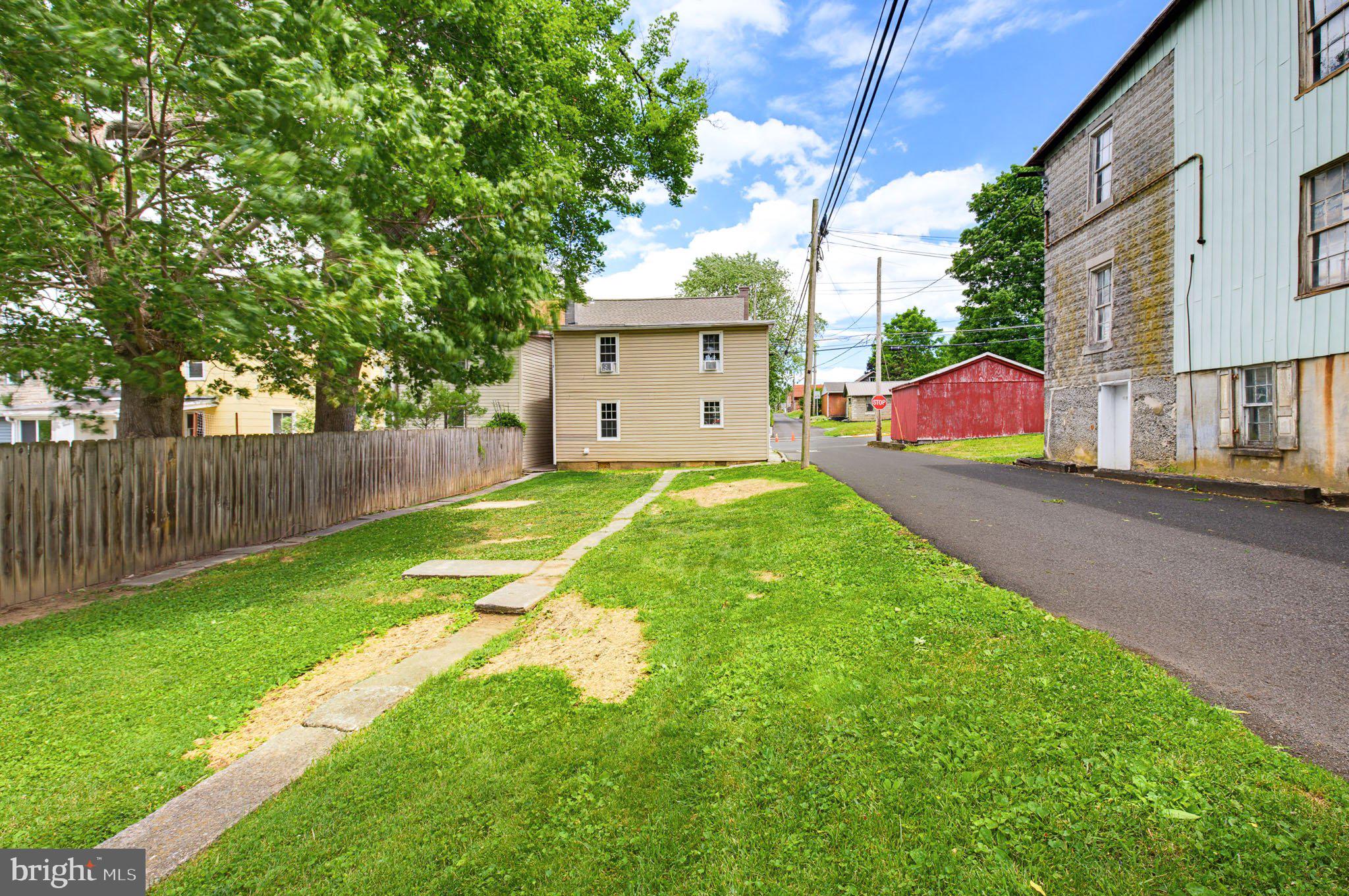 LITITZ - Residential