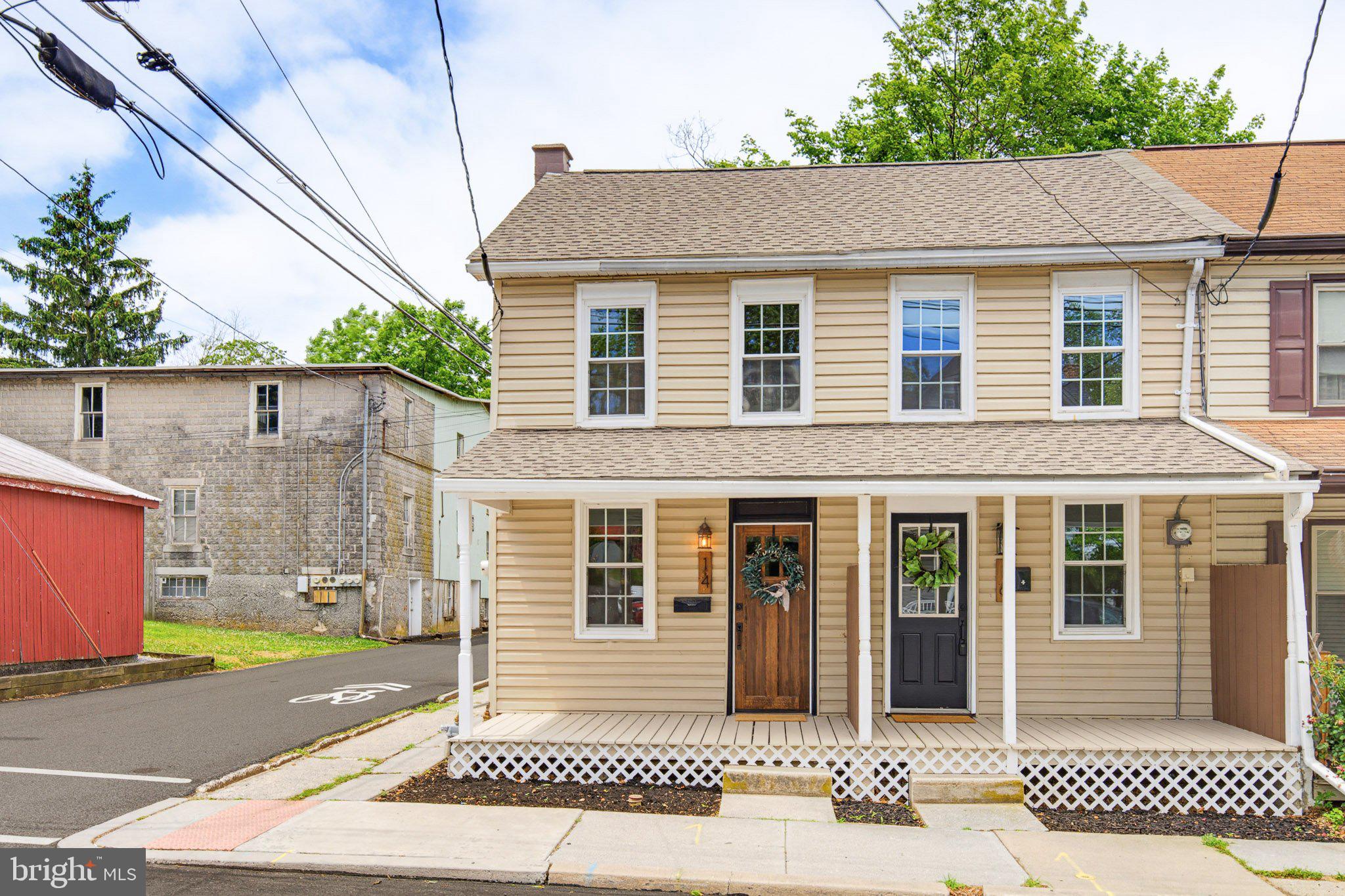 Beautifully updated end-of-row townhome in desirable Lititz! Step inside to find all-new luxury vinyl plank flooring throughout the main level, featuring a bright and inviting living room with ceiling fan, a dining room accented by modern lighting, and an updated kitchen that is sure to impress with upgraded countertops, convenient counter seating, and stainless steel appliances. The second floor offers two comfortable bedrooms with hardwood flooring and a stylish full bath showcasing modern finishes. The third floor provides flexible living space that can serve as a third bedroom, game room, home office, or hobby area to suit your needs. The unfinished basement features a poured concrete floor and washer/dryer hookup. Outside, enjoy a pleasant rear yard perfect for relaxing or entertaining. Convenient public parking is available along the alley on the west side of the home and near the guardrail on the south side. Don't miss this opportunity to own a move-in ready home in a sought-after Lititz location—schedule your showing today!