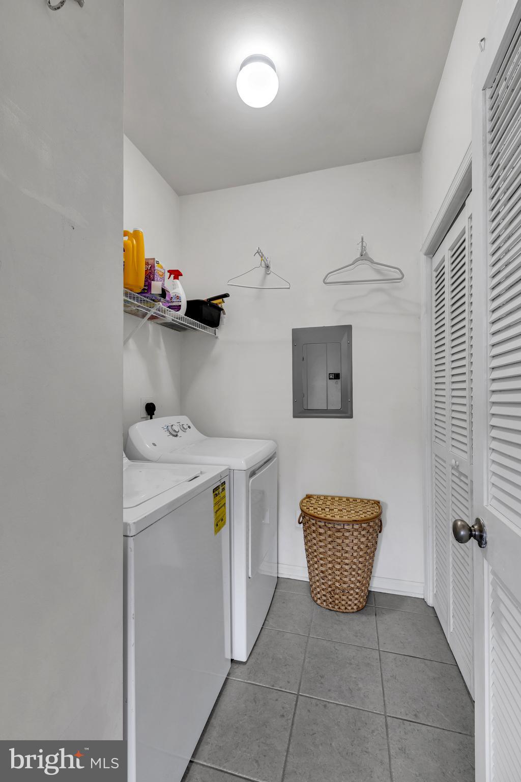 VILLAS AT BAY CROSSING - Residential