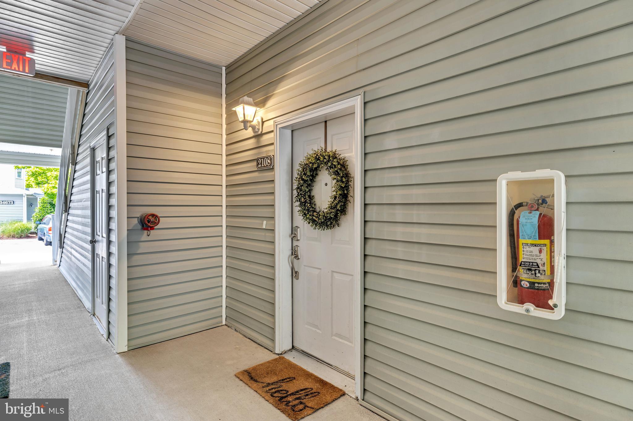 VILLAS AT BAY CROSSING - Residential