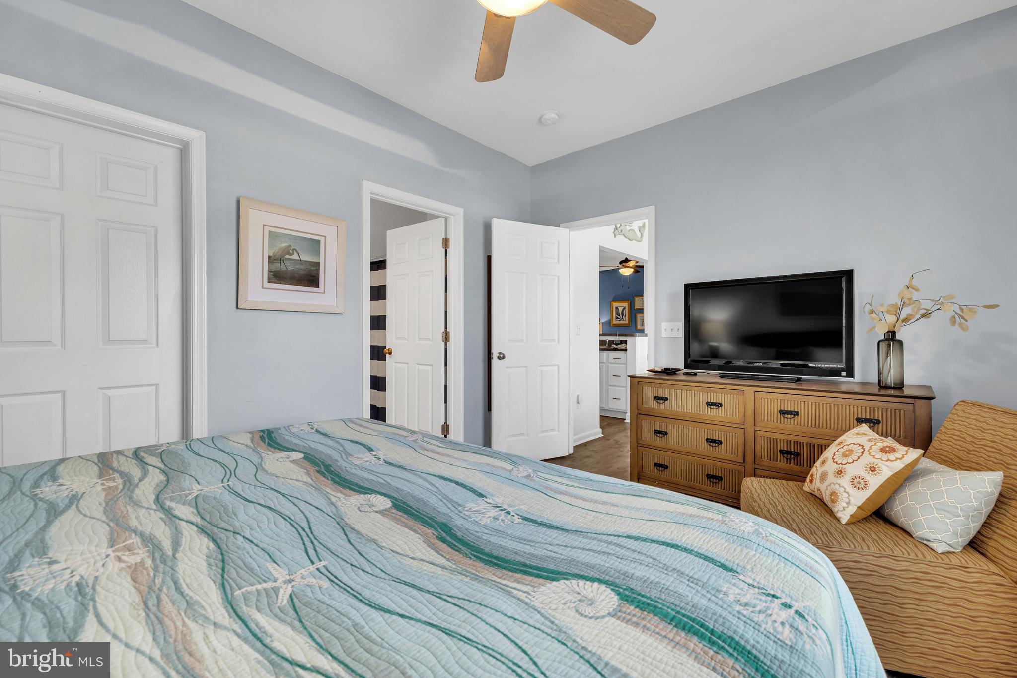 VILLAS AT BAY CROSSING - Residential