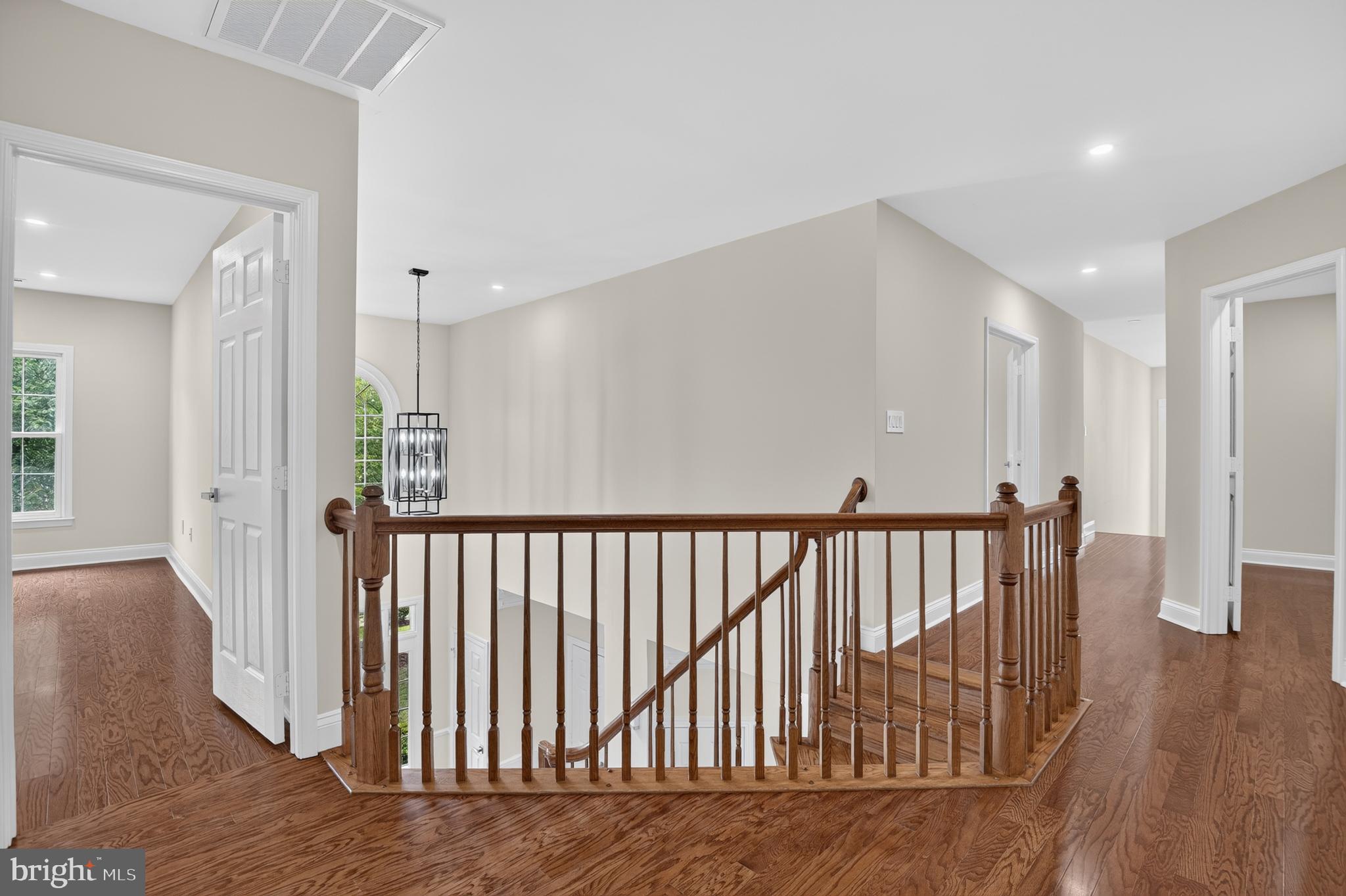 PALATINE OAKS - Residential