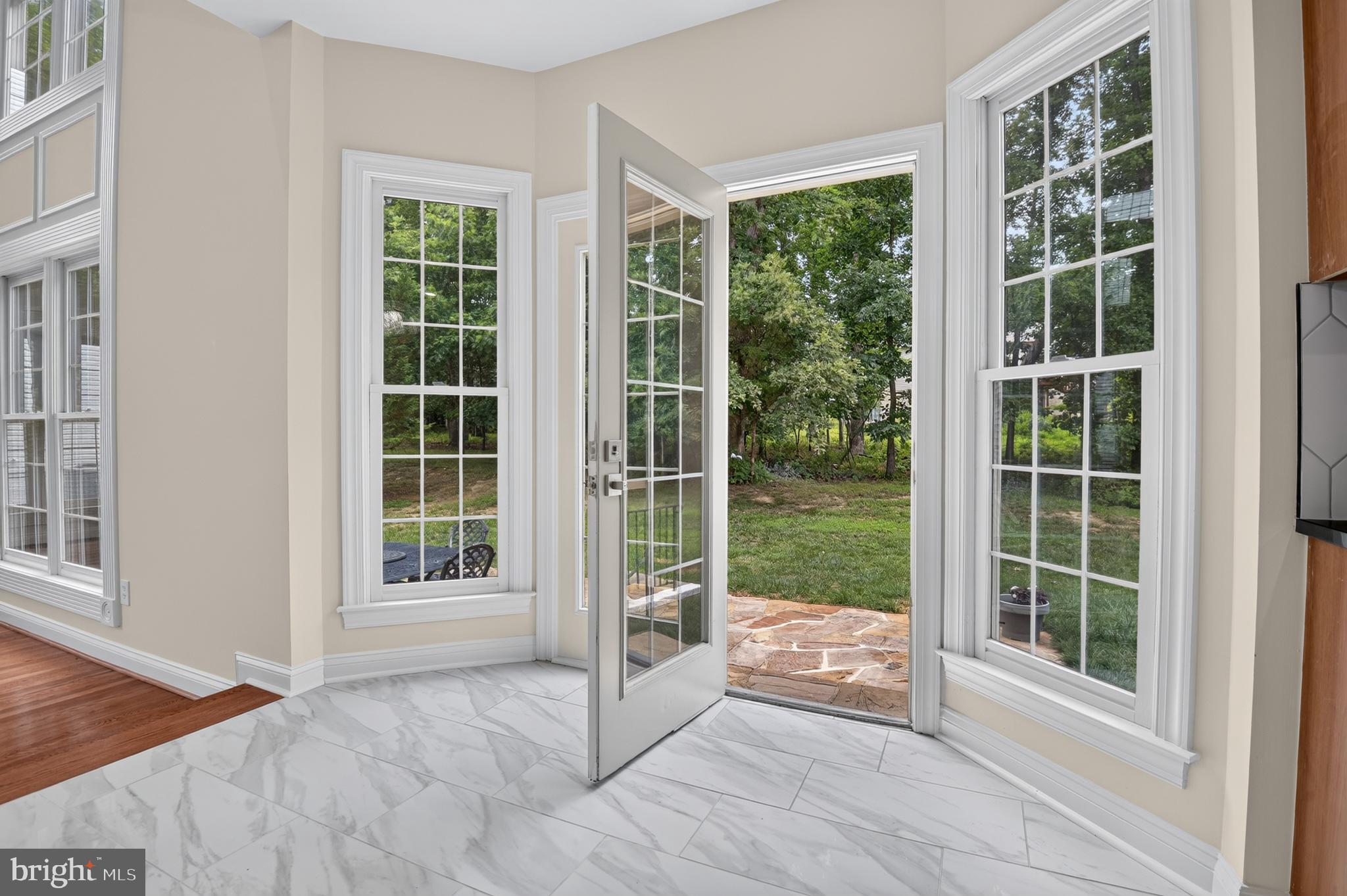 PALATINE OAKS - Residential
