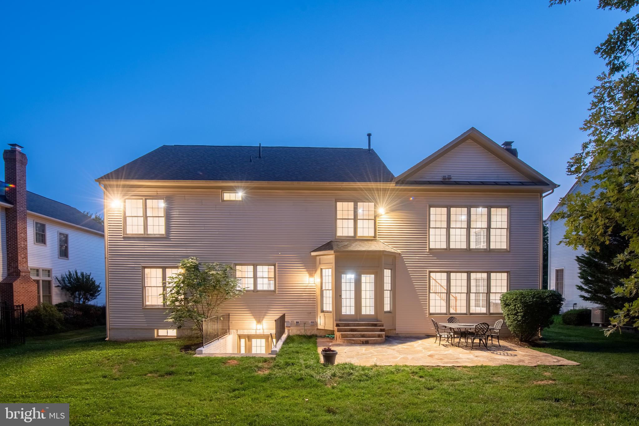 PALATINE OAKS - Residential