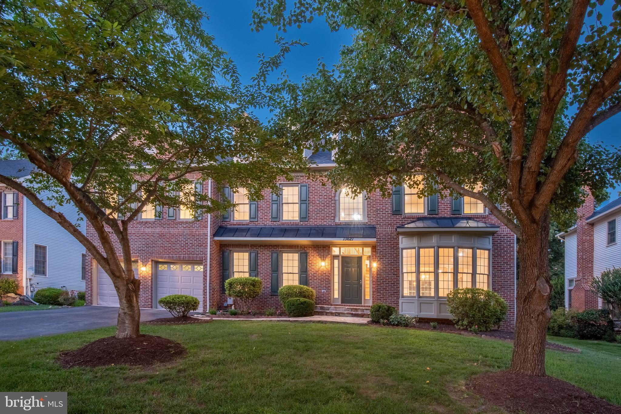 PALATINE OAKS - Residential