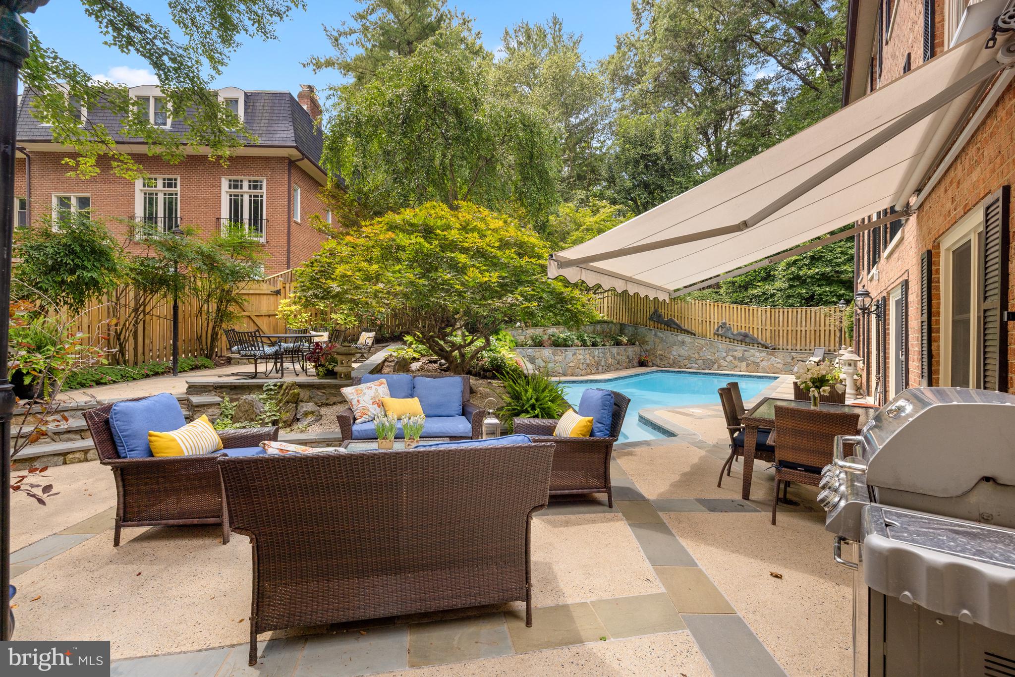 MERRYWOOD ON THE POTOMAC - Residential
