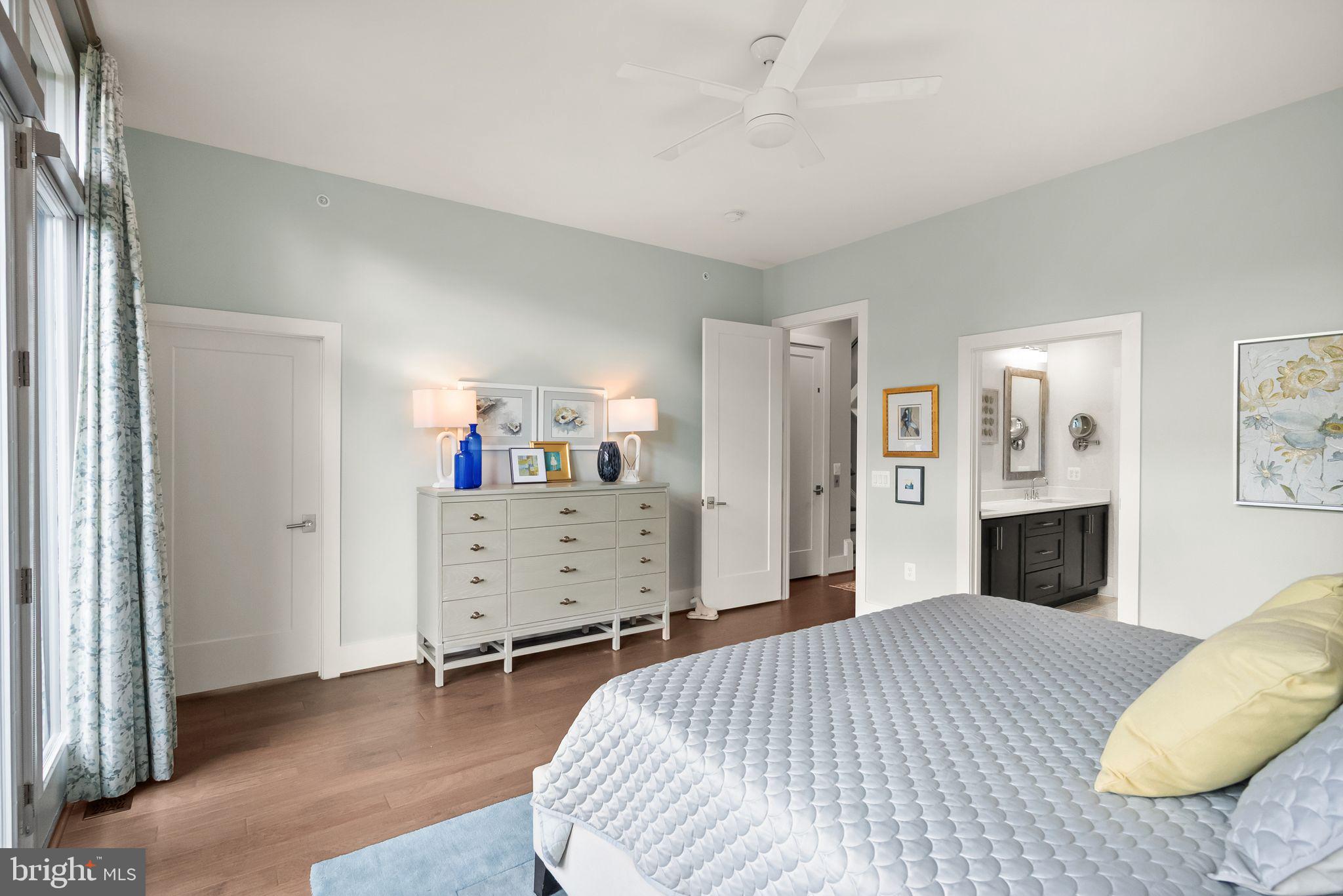 ONE LOUDOUN - Residential