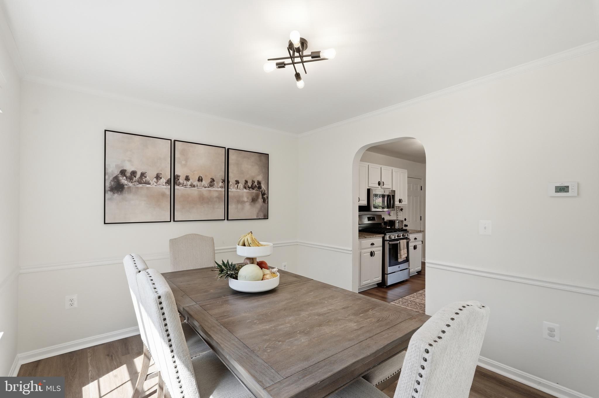 OXFORD OAKS - Residential