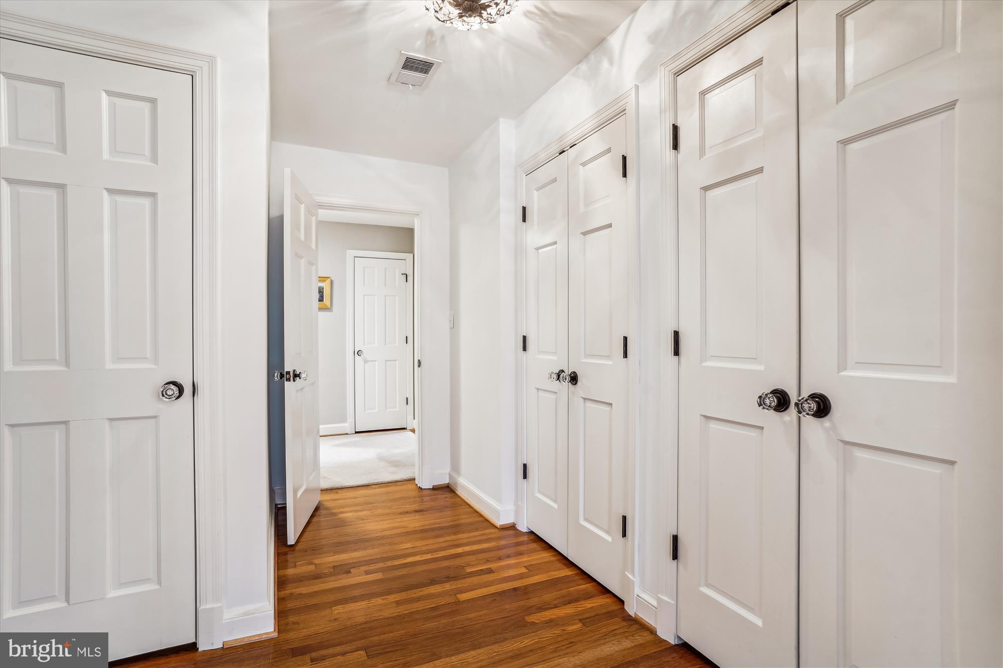 IVY HILL - Residential