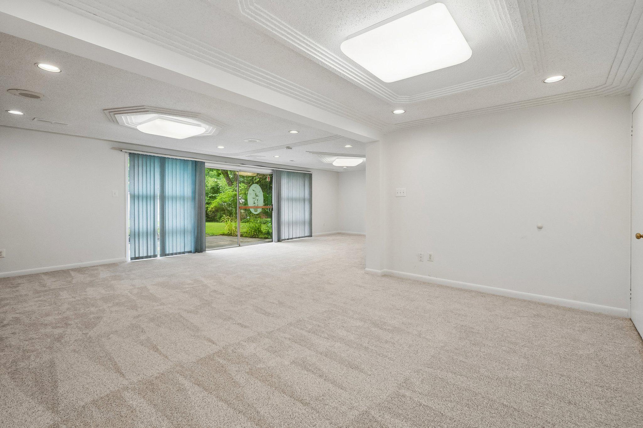 FOXHALL - Residential