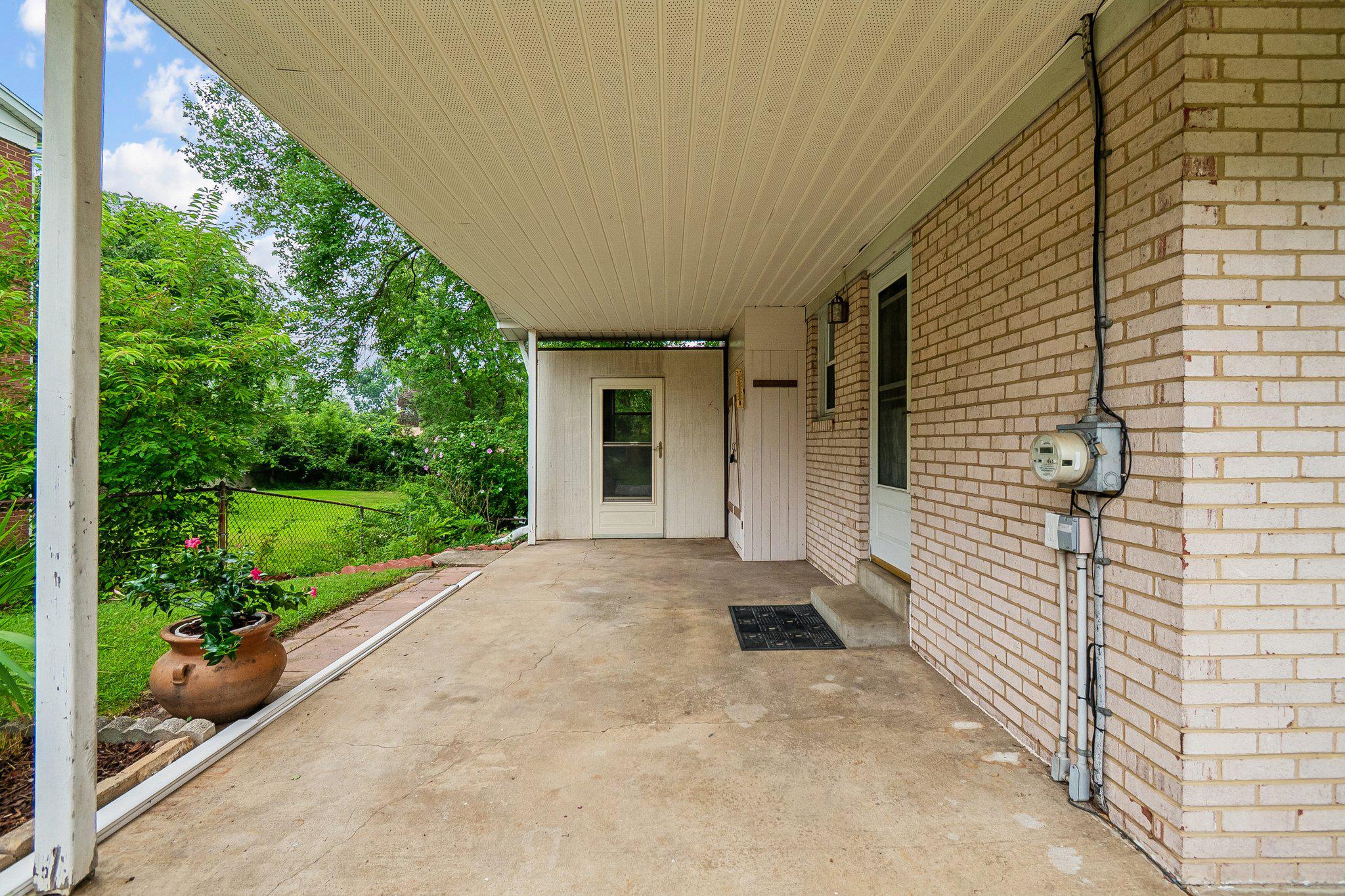 FOXHALL - Residential