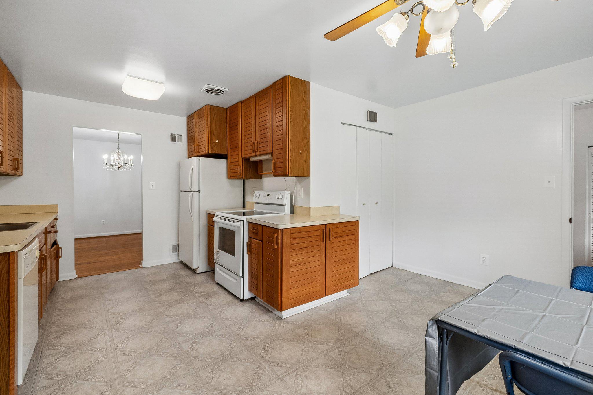 FOXHALL - Residential