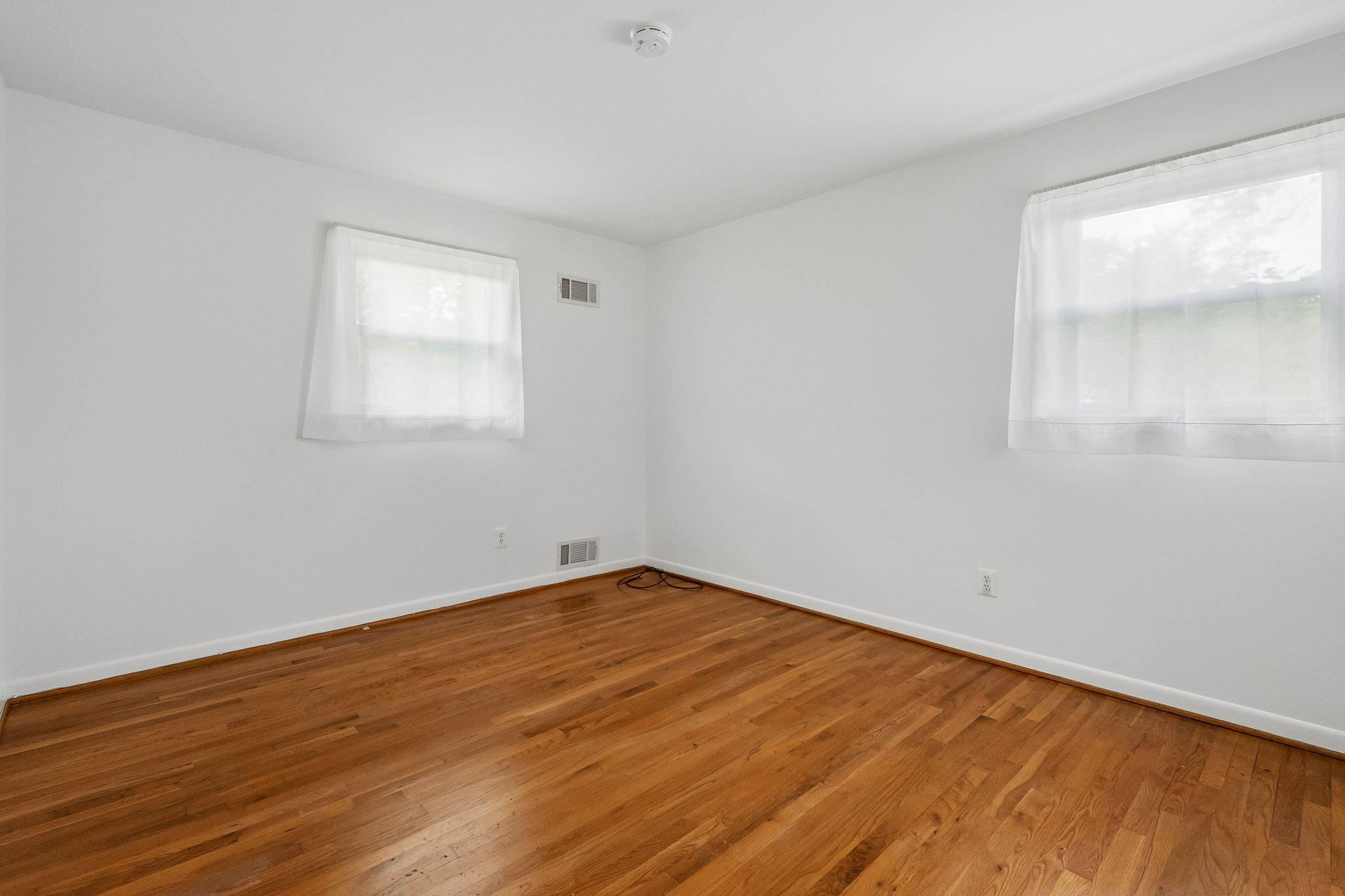 FOXHALL - Residential