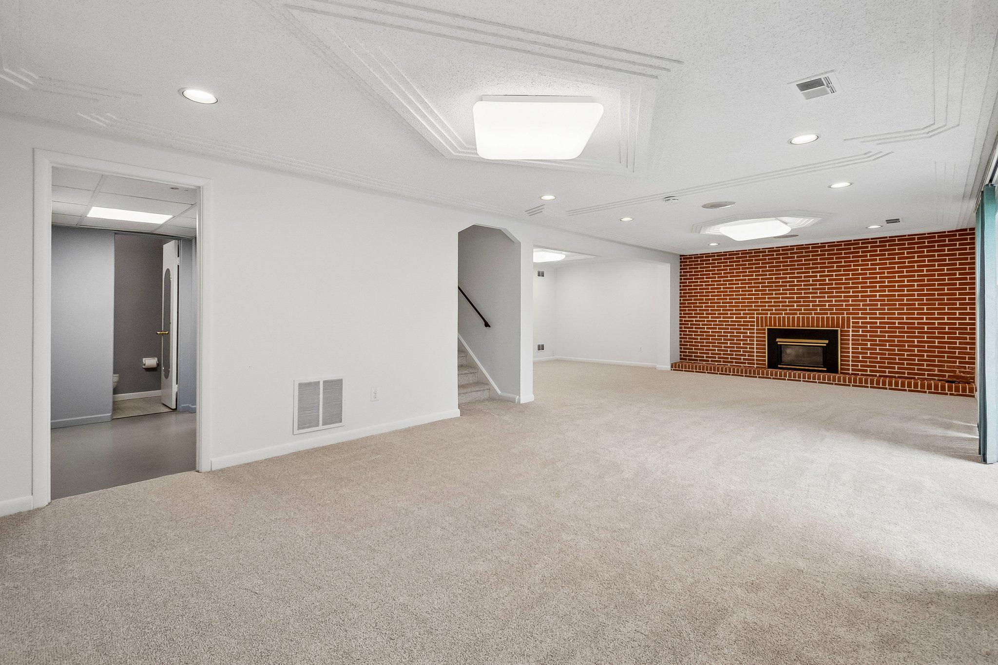 FOXHALL - Residential