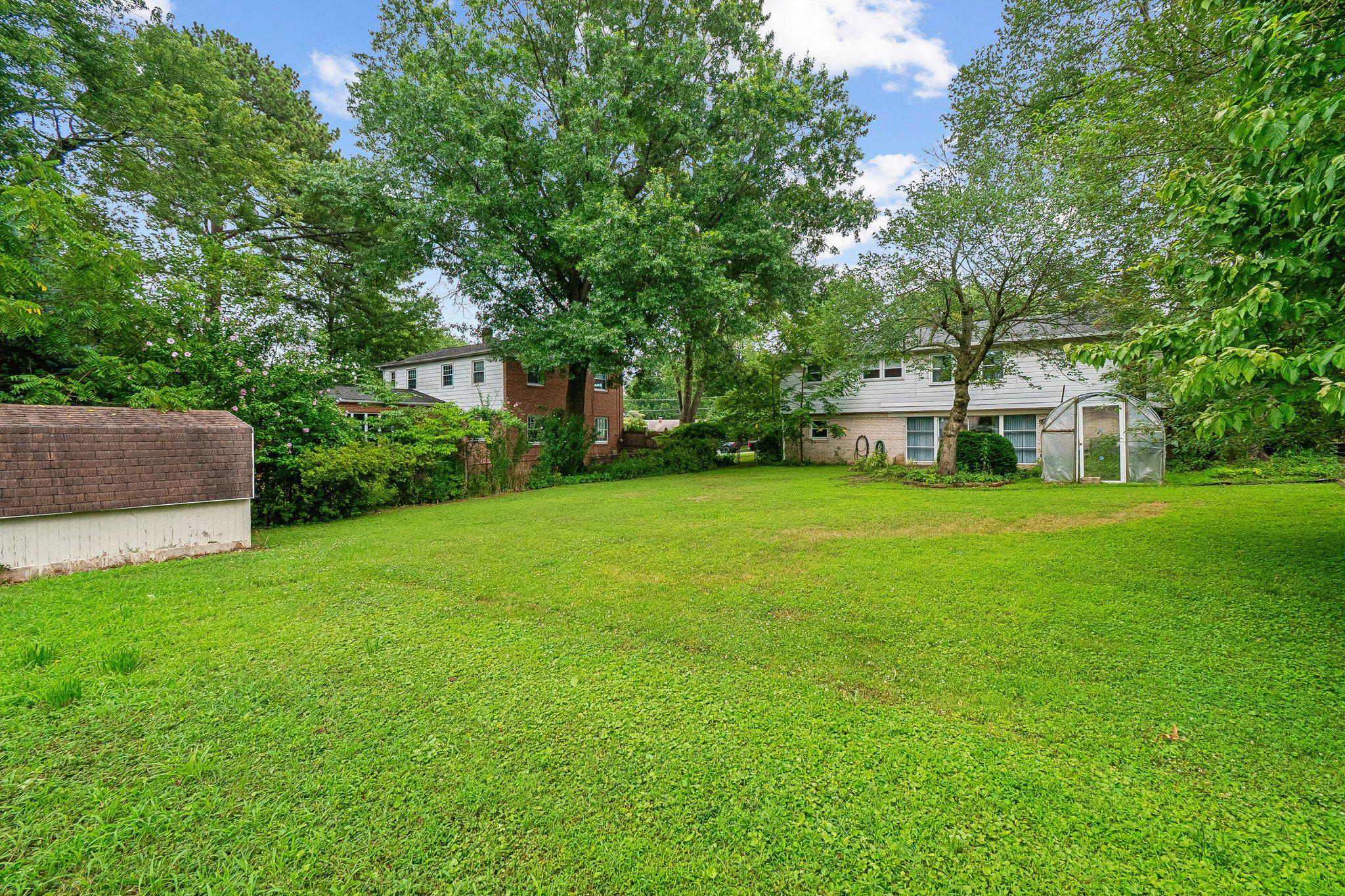 FOXHALL - Residential