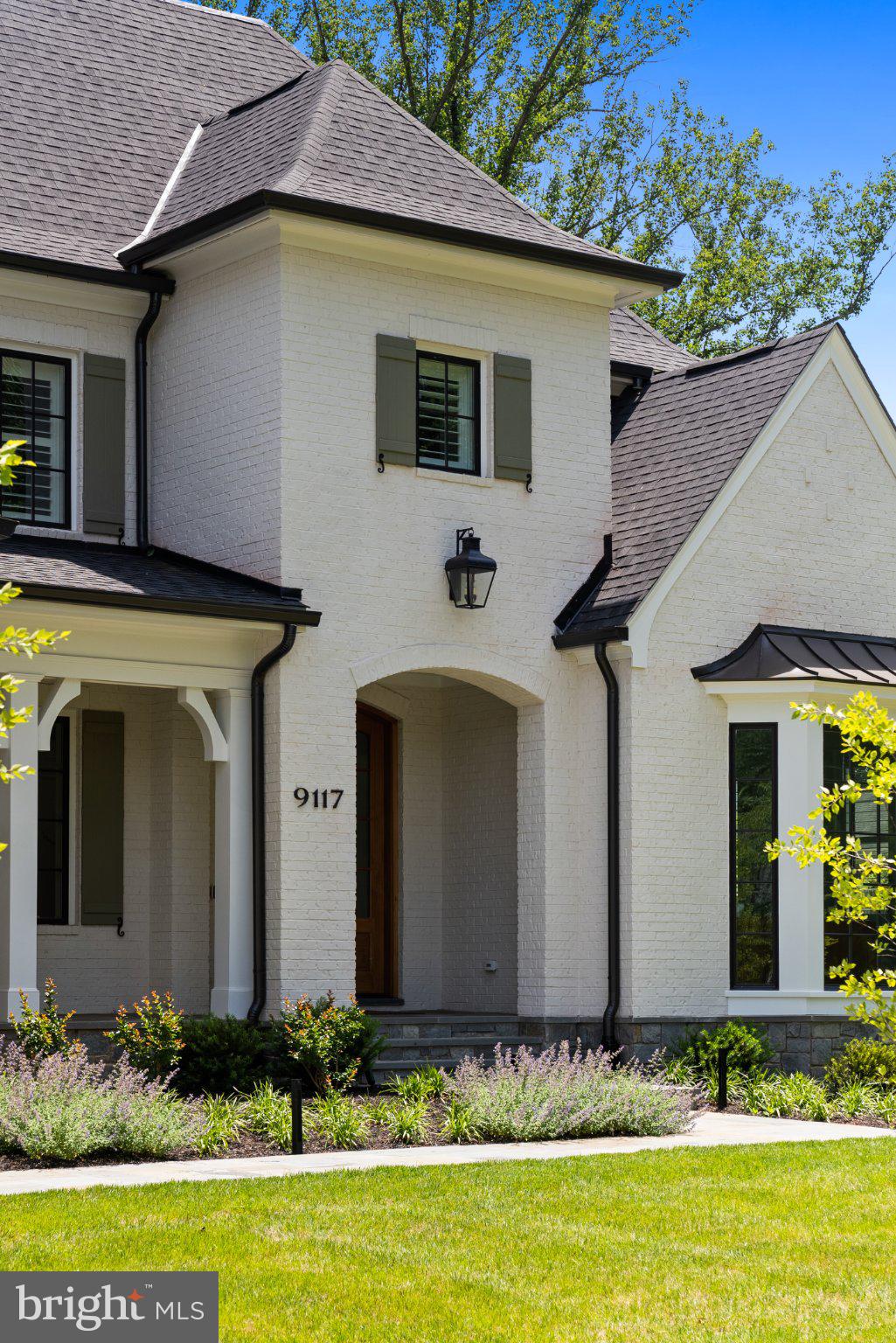 ARROWOOD - Residential
