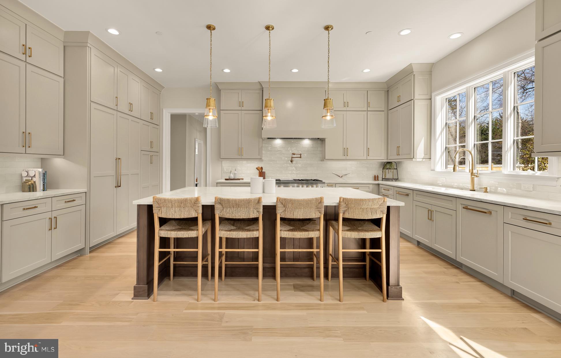 ARROWOOD - Residential