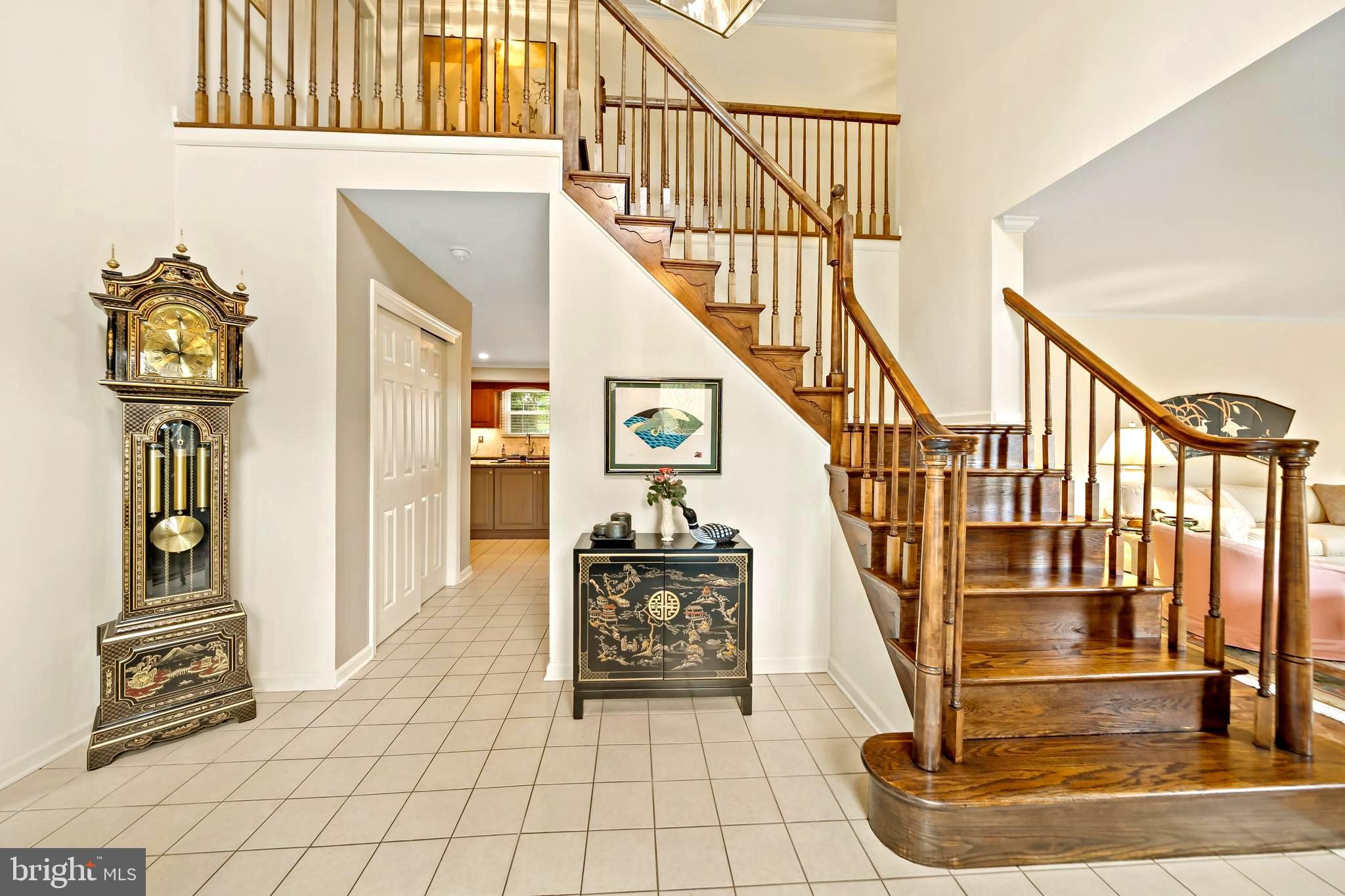 HICKORY TREE ESTS - Residential
