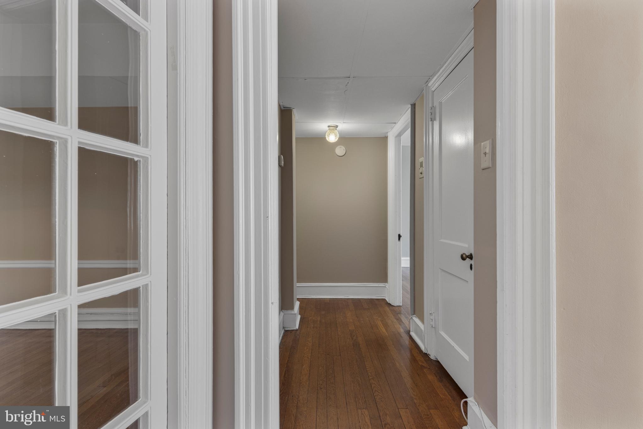 YORKLYNNE MANOR - Residential
