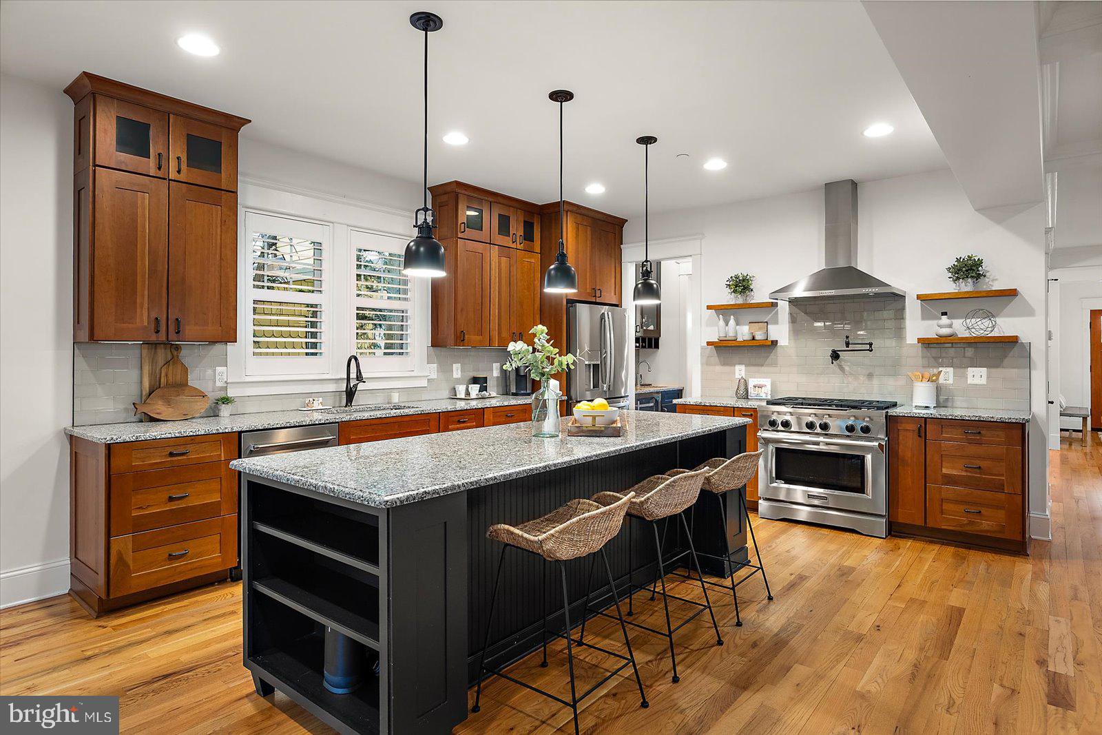 EASTPORT - Residential