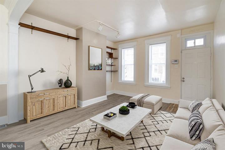Renovated 3 Br, 1.5 Ba For Sale. Center A/C, Newer Laminating floor, new paint. Kitchen features granite countertops. Spacious 3 bedrooms with plenty of natural sunlight.