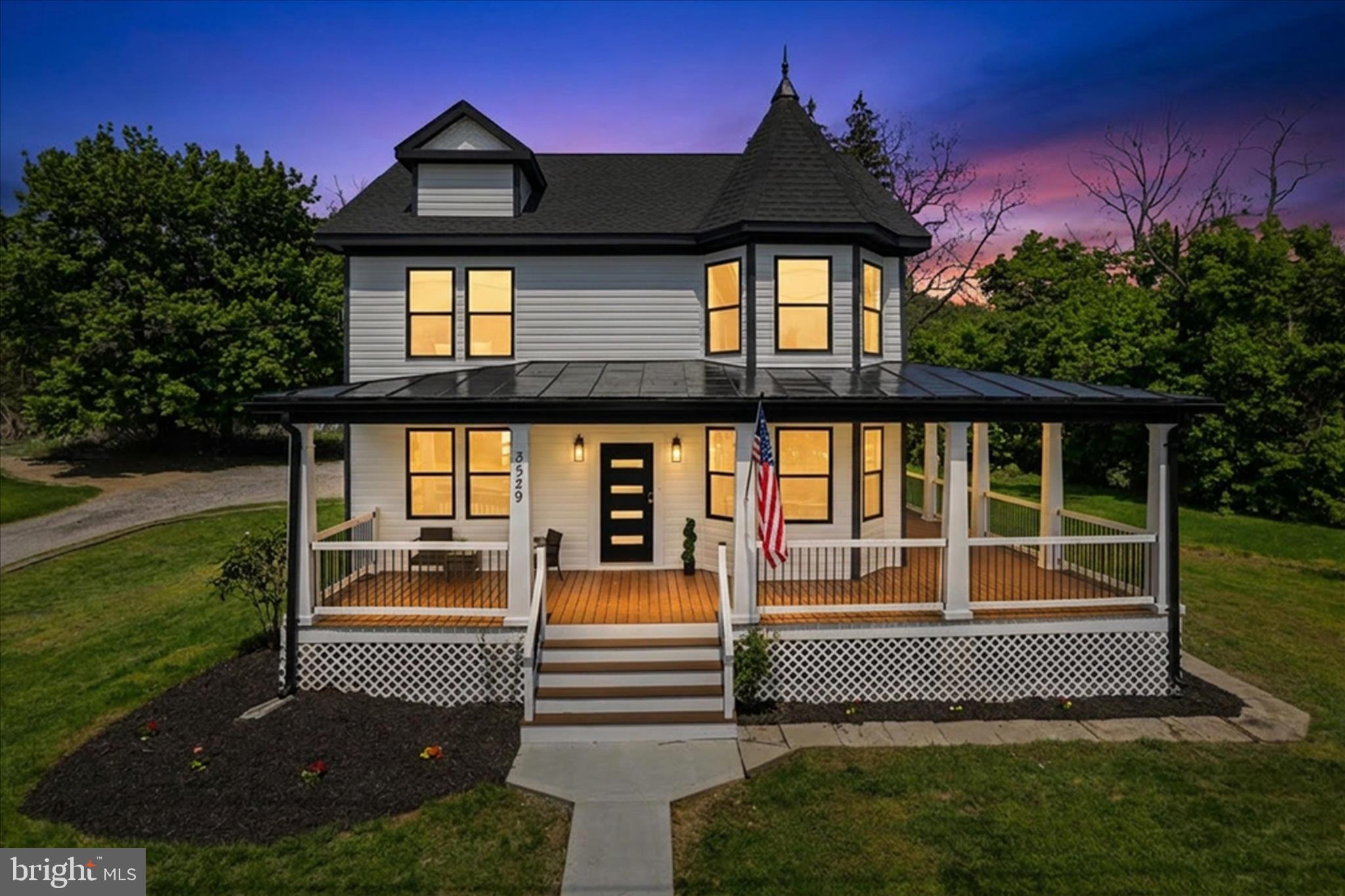 !! Welcome to this beautiful completely renovated  home. You will not want to miss this one!! Everything  is brand new in this home.  New plumbing, electrical, roof, siding, interior, kitchen, baths, HVAC, light fixtures, outlet, switches, hot water heater, New garage doors, all brand new!! No HOA, 
The main level features luxury vinyl plank flooring throughout the living, dining, and kitchen areas, creating a cohesive and modern feel. The fully  renovated kitchen showcases new cabinetry, quartz countertops, and  stainless steel appliances—perfect for both everyday living and entertaining
Upstairs you will find 4 generously sized bedrooms and shared hallway full bath. A bonus  large Loft with many possibilities.  Step outside and enjoy the large wrap around porch with a spacious backyard perfect for entertaining, relaxing the opportunities are endless.