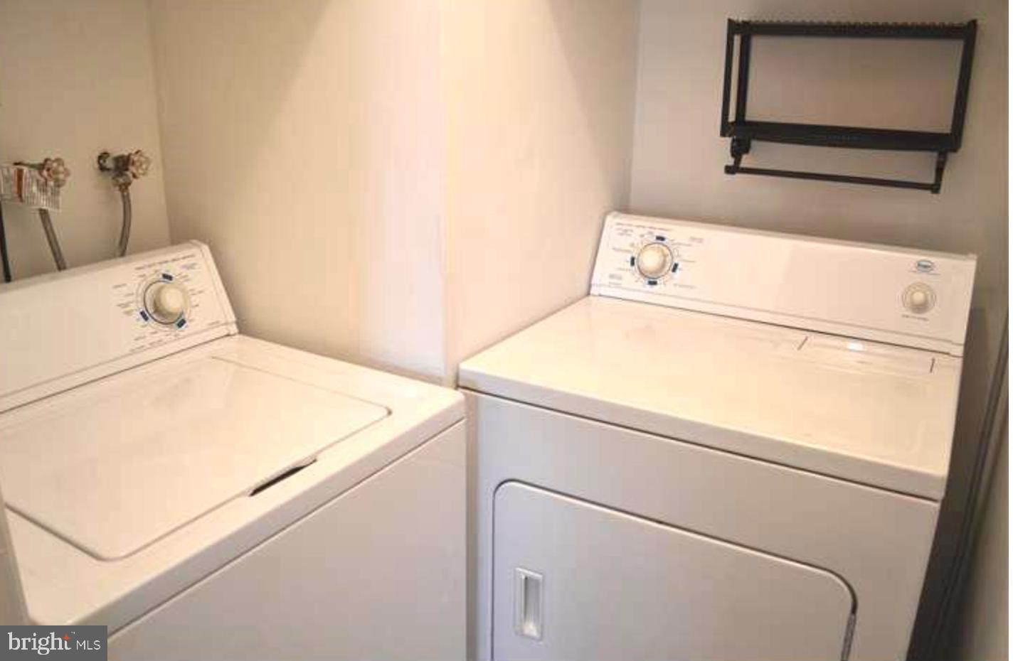 YARDLEY COMMONS - Residential Lease