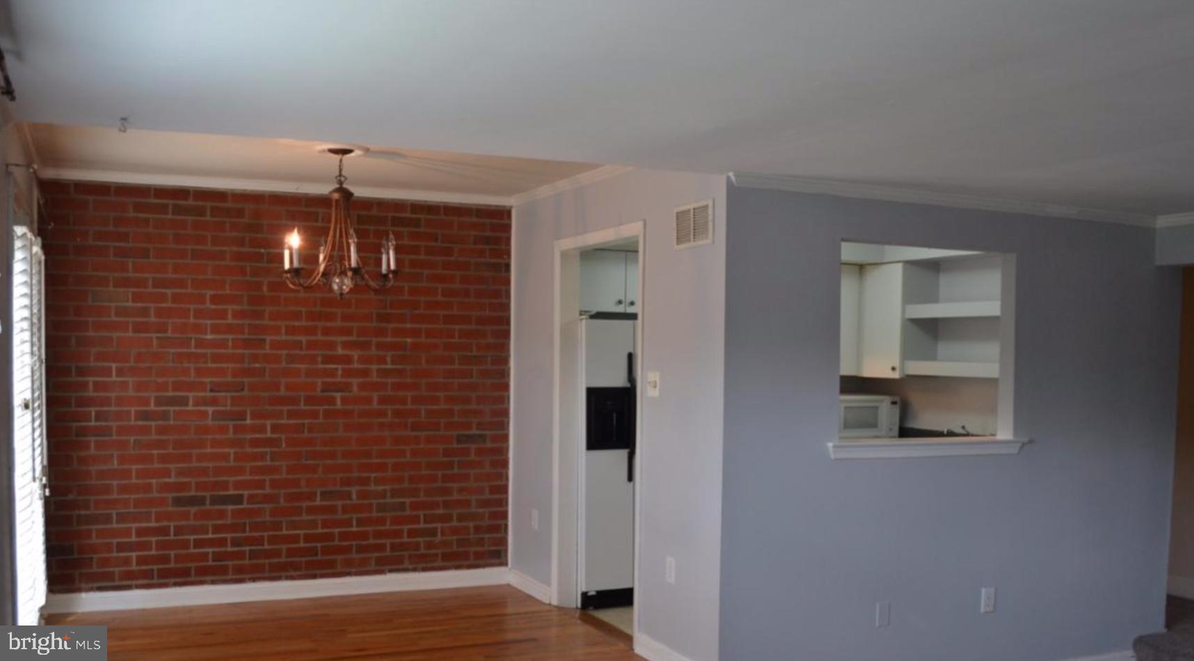 YARDLEY COMMONS - Residential Lease