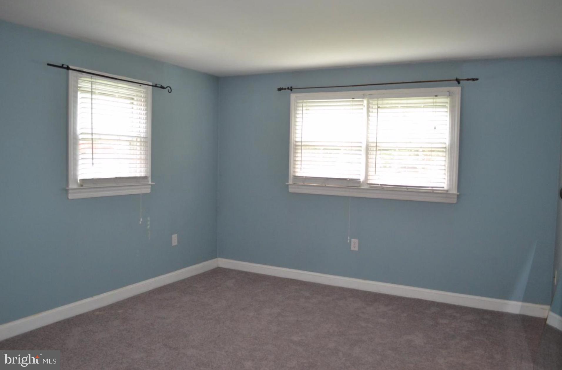 YARDLEY COMMONS - Residential Lease