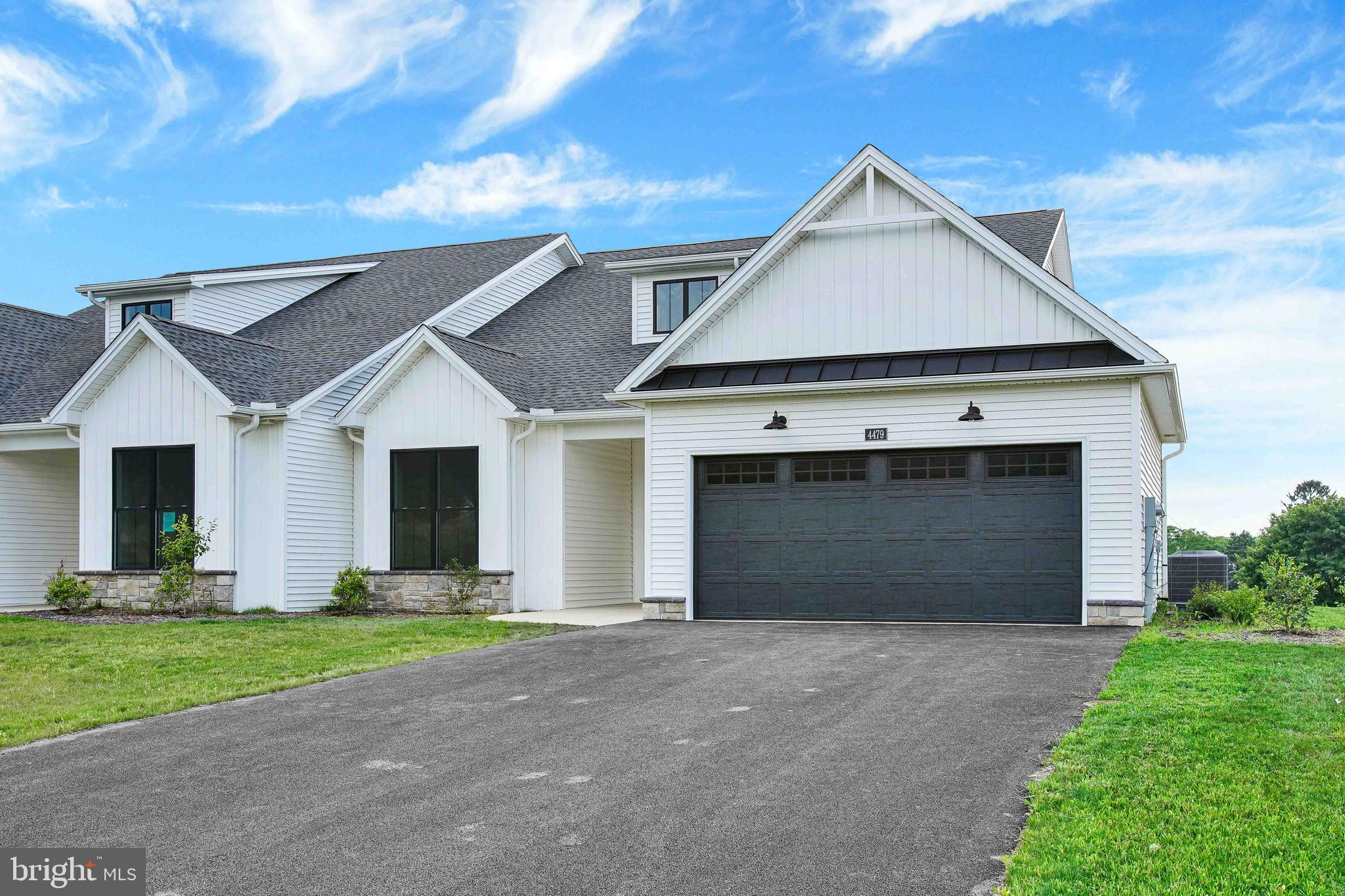 PENN NATIONAL GOLF COURSE COMMUNITY - Residential