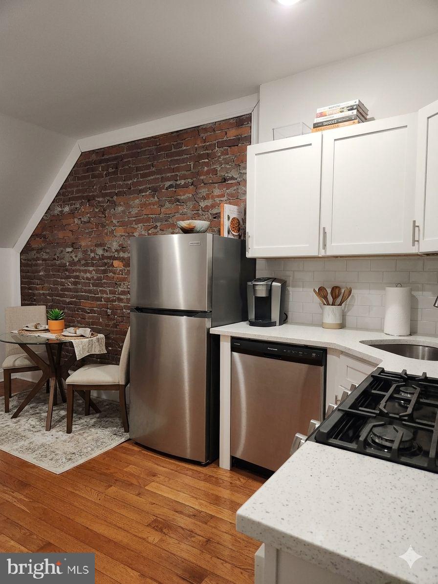 COBBS CREEK - Residential