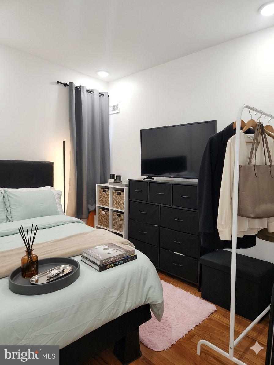 COBBS CREEK - Residential