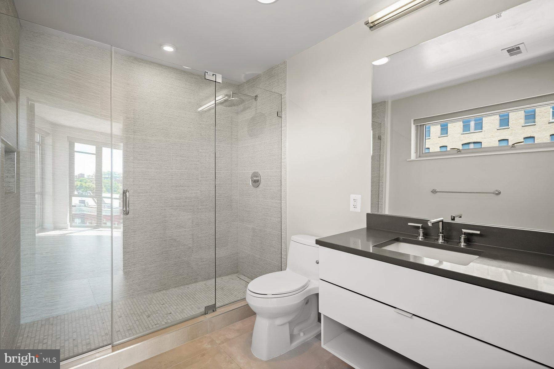 LOGAN CIRCLE - Residential