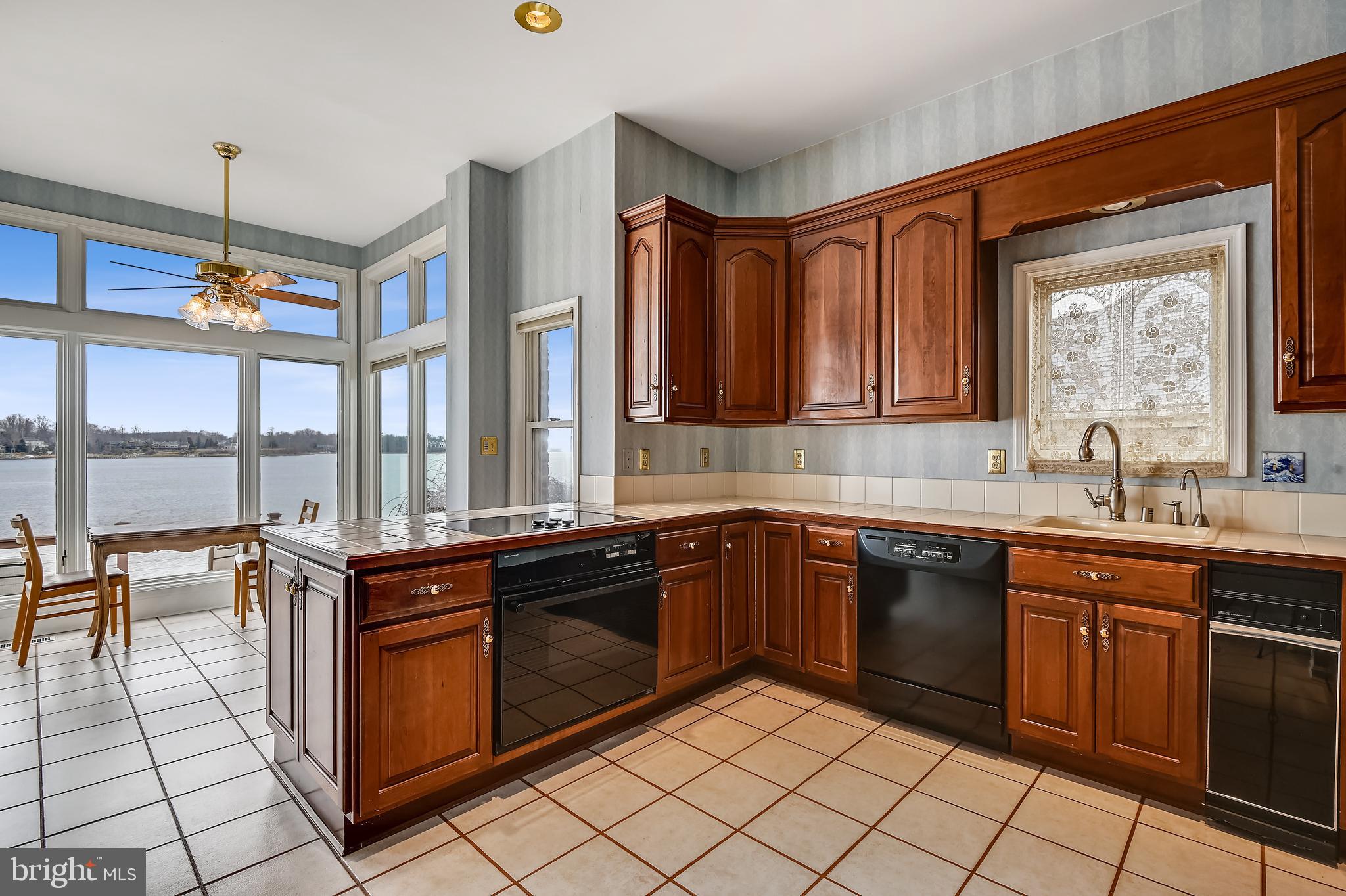 SOUTH RIVER LANDING - Residential
