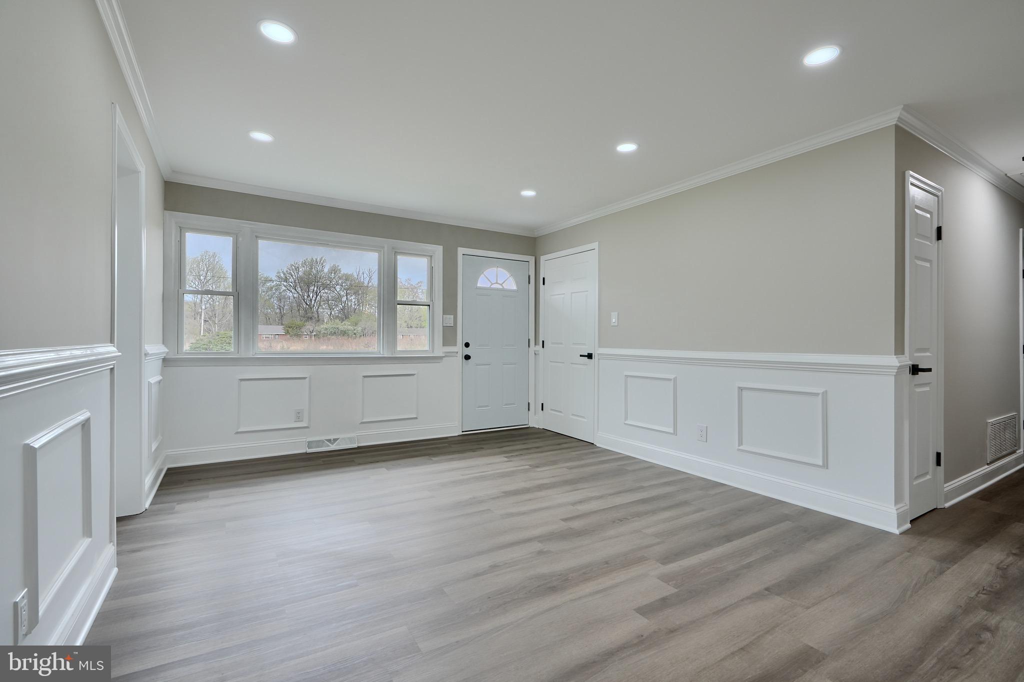 MARTIN & KNAPP - Residential