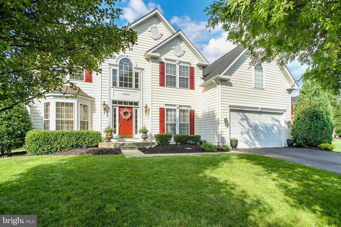 Great value - over 3700 sq ft! Great school district! Welcome to this elegant home featuring an open floor plan, gourmet kitchen w/upgraded cabinets, lg center island/breakfast bar, walk-in pantry, energy efficient stainless appliances, bright & sunny morning room, two story family room, main level bedroom & full bath. Upgraded dual staircase. Lg MBR w/his and her W/I closets & luxury bath.