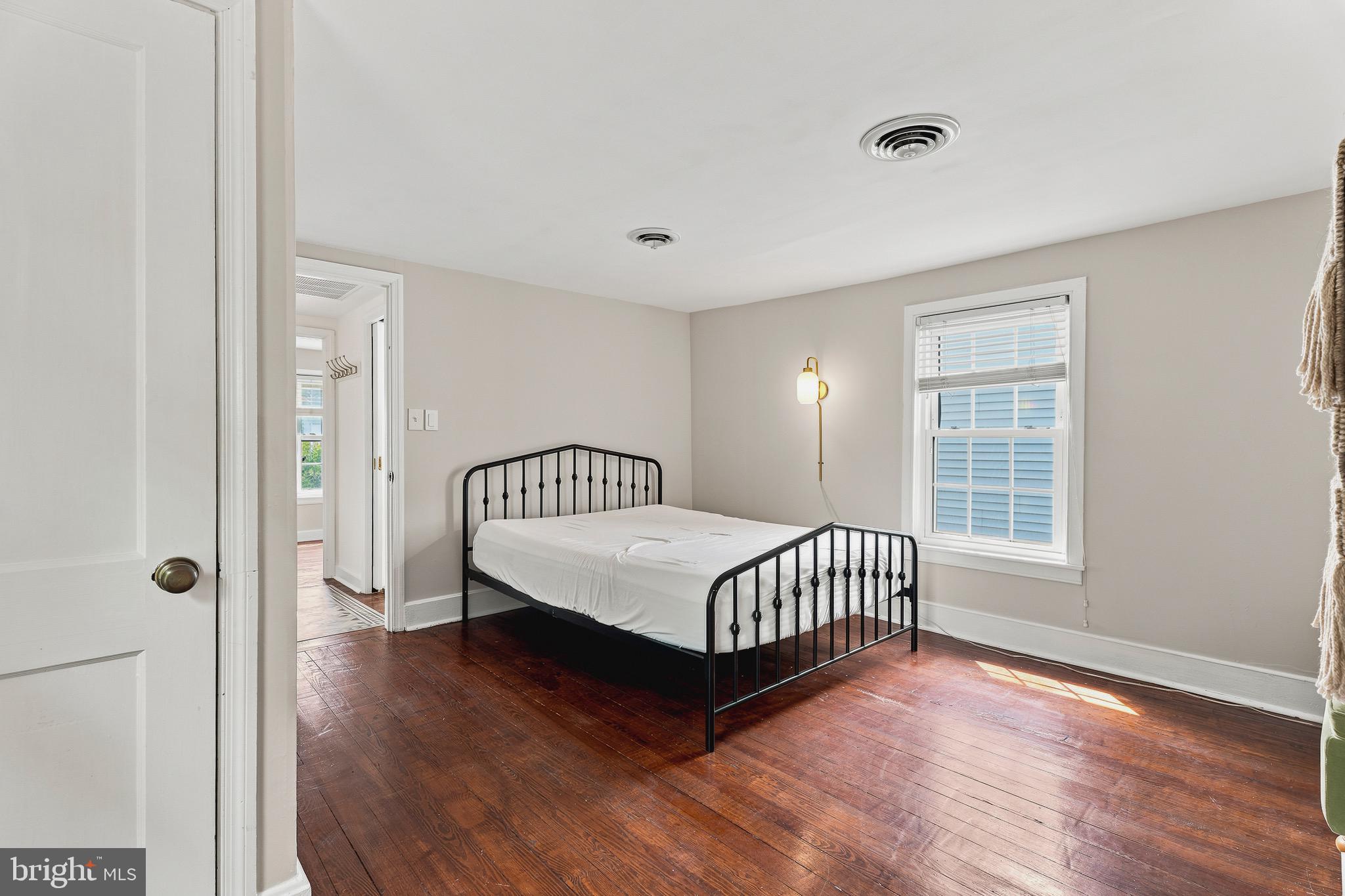 MOUNT WASHINGTON - Residential
