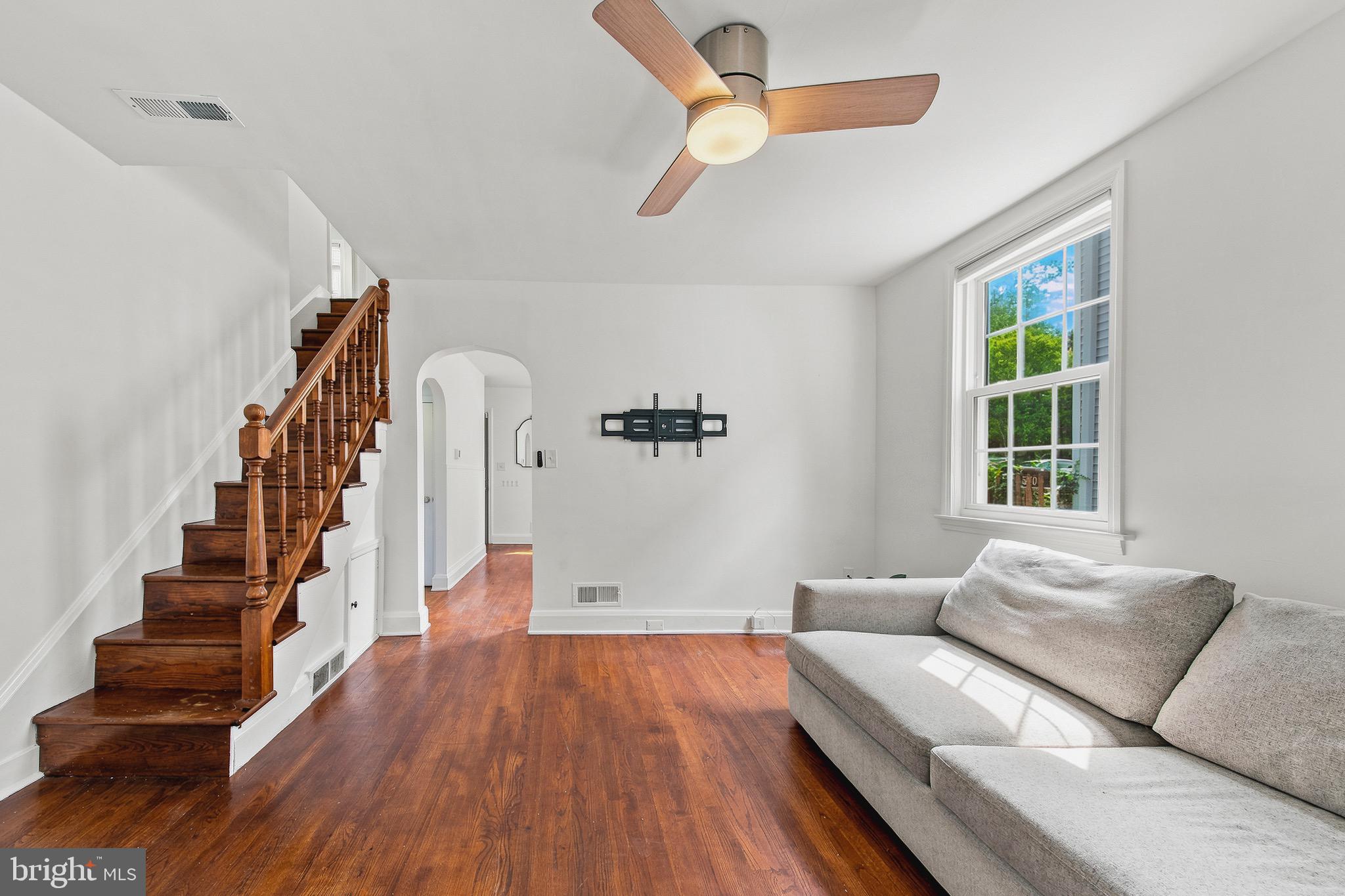 MOUNT WASHINGTON - Residential