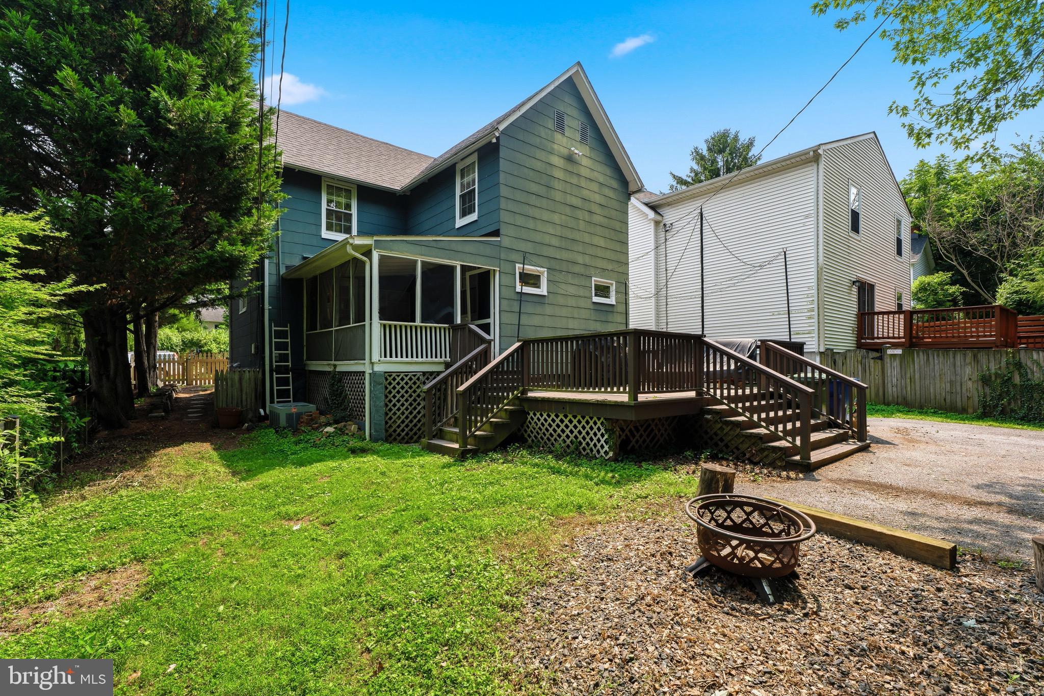 MOUNT WASHINGTON - Residential