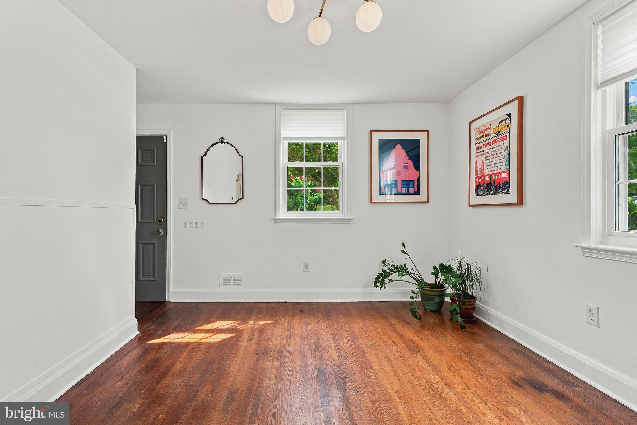 MOUNT WASHINGTON - Residential
