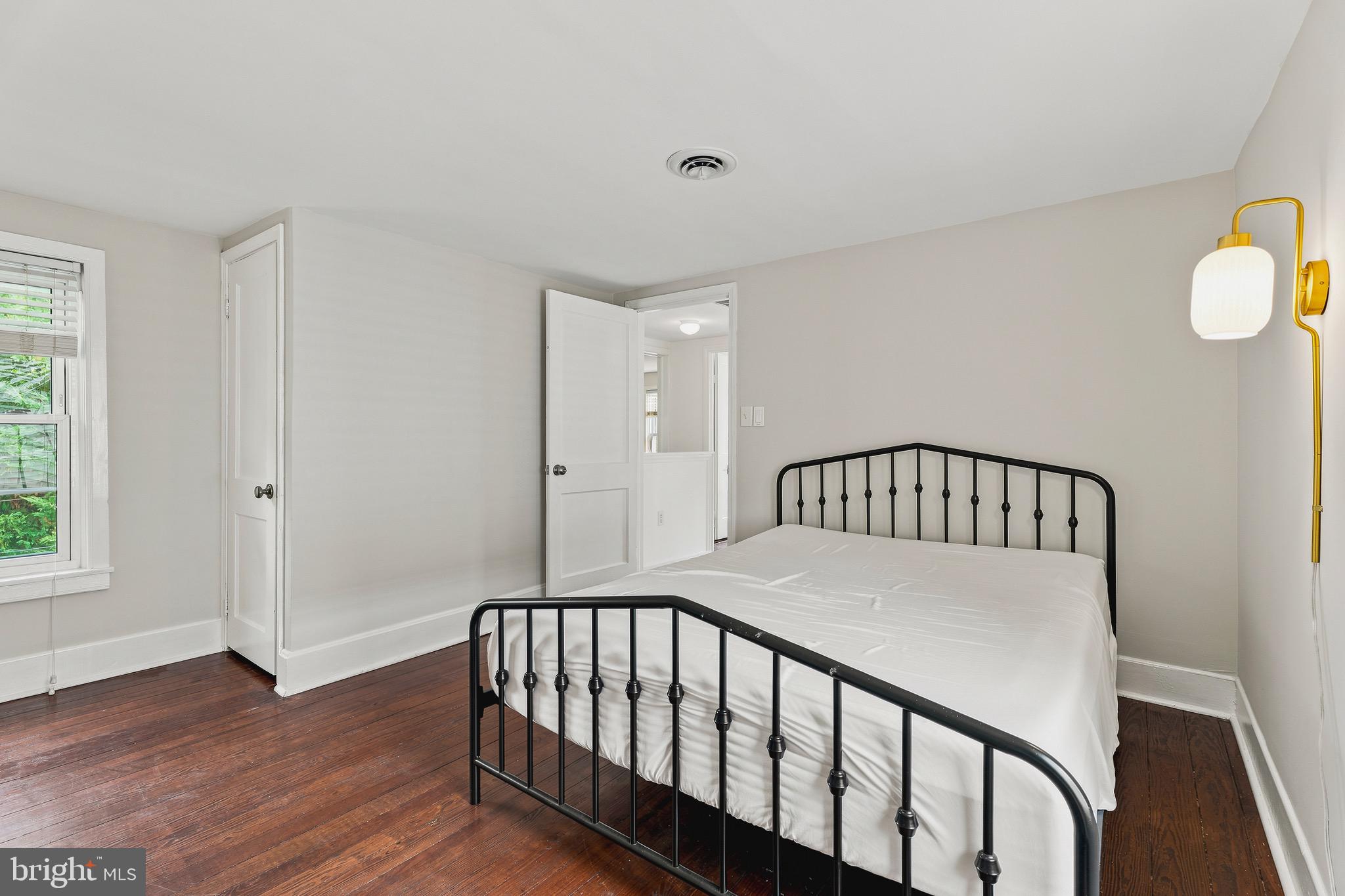MOUNT WASHINGTON - Residential