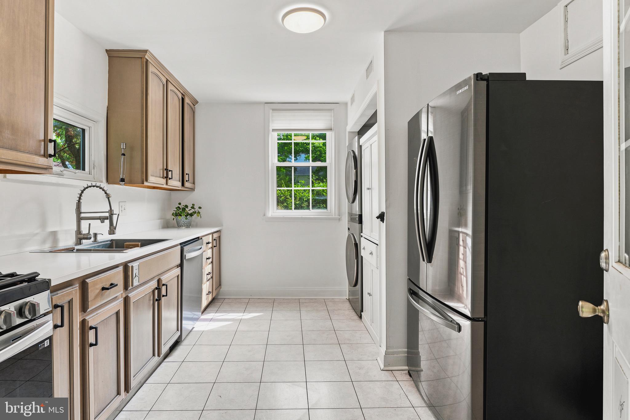 MOUNT WASHINGTON - Residential