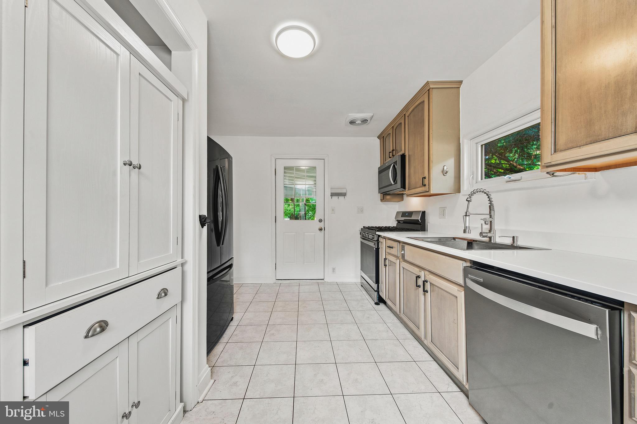 MOUNT WASHINGTON - Residential