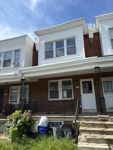 Olney 3 bedroom rowhome being sold as-is. 
Living room and dining room with engineered flooring, kitchen with open half wall. 3 bedrooms on 2nd floor with a hall bathroom. Basement has laundry hookups, mechanicals and is unfinished. Priced to sell.